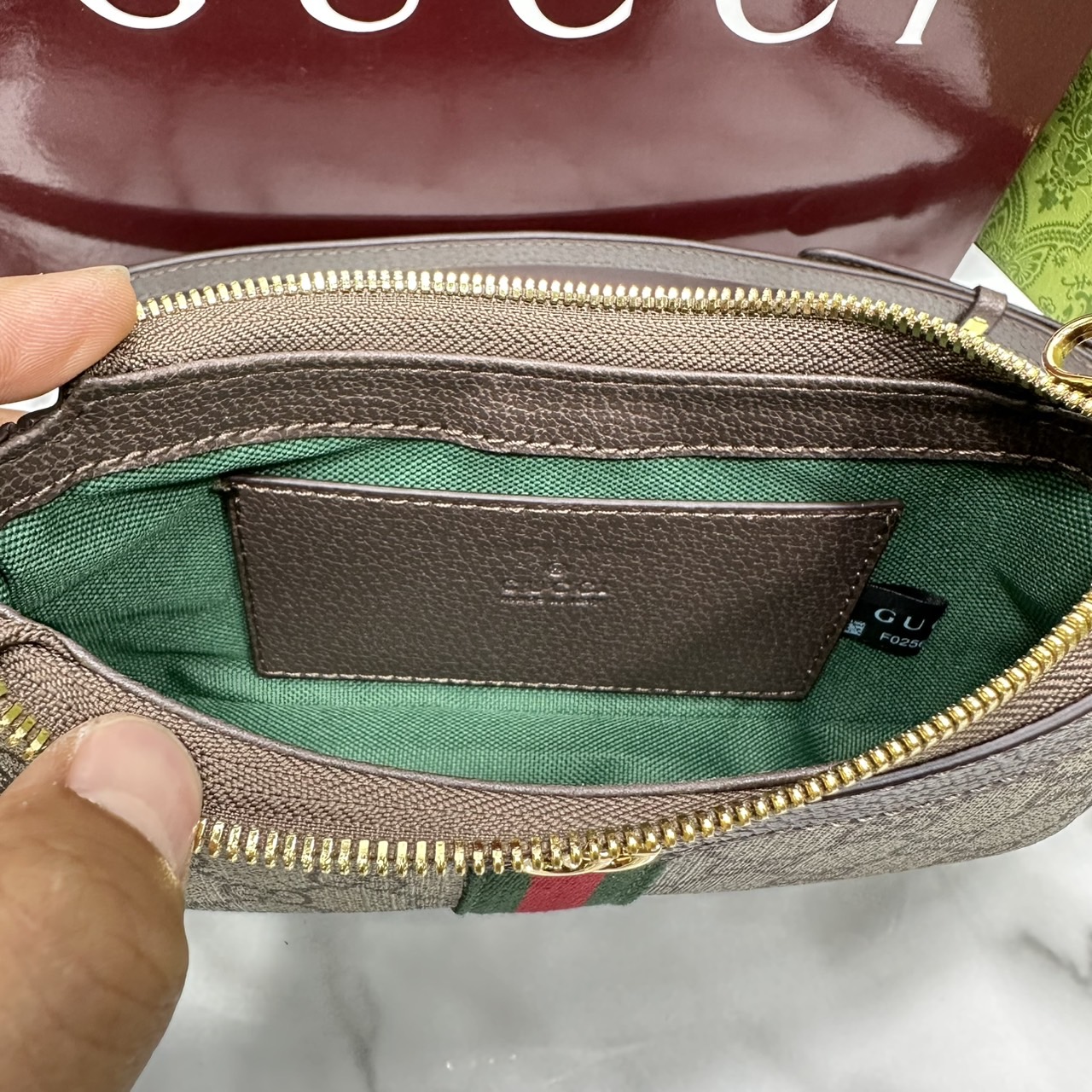 8" ORI หนังแท้ | Gucci Ophidia mini shoulder bag GG Monogram Double G / Gucci Hobo Bag กระเป๋าสะพายทรงโฮโบขนาดมินิ