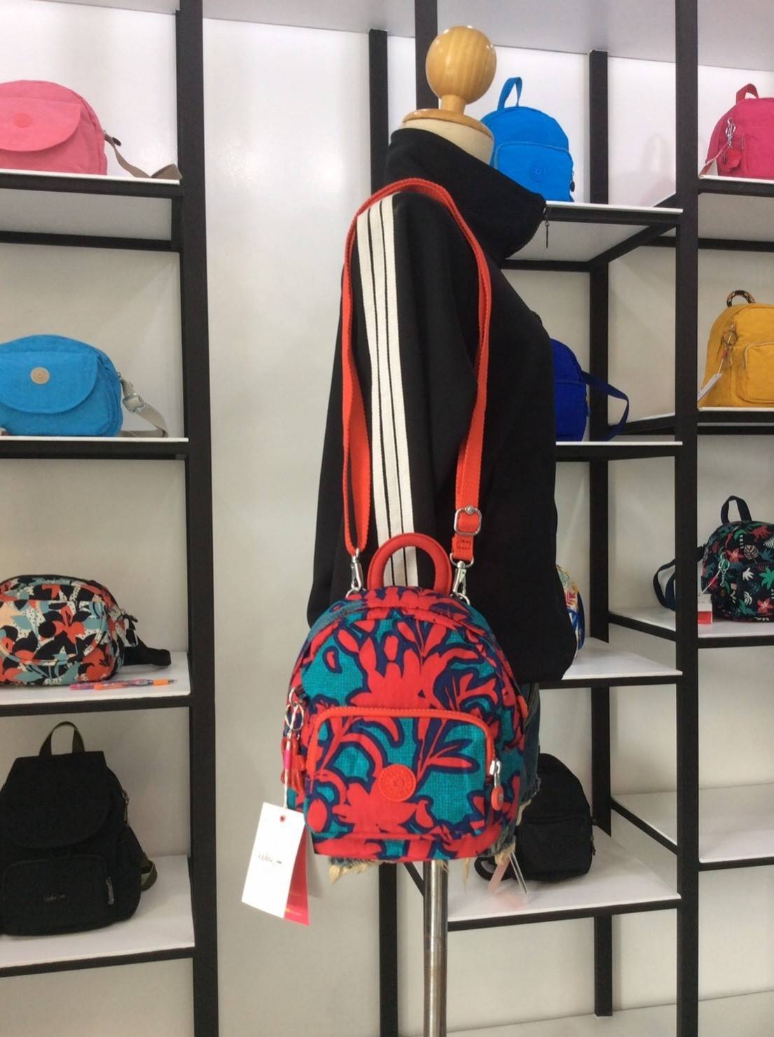 New Arrival!!! Kipling Mini nylon Backpack ( K12673 ) >> กระเป๋าเป้มินิรุ่นใหม่ล่าสุด วัสดุไนล่อนกันน้ำ บุด้วยนวมเพิ่มความนุ่ม เปิดปิดด้วยซิป >>รูปทรงสวย ขนาดกะทัดรัด น้ำหนักเบา สีสันสดใส