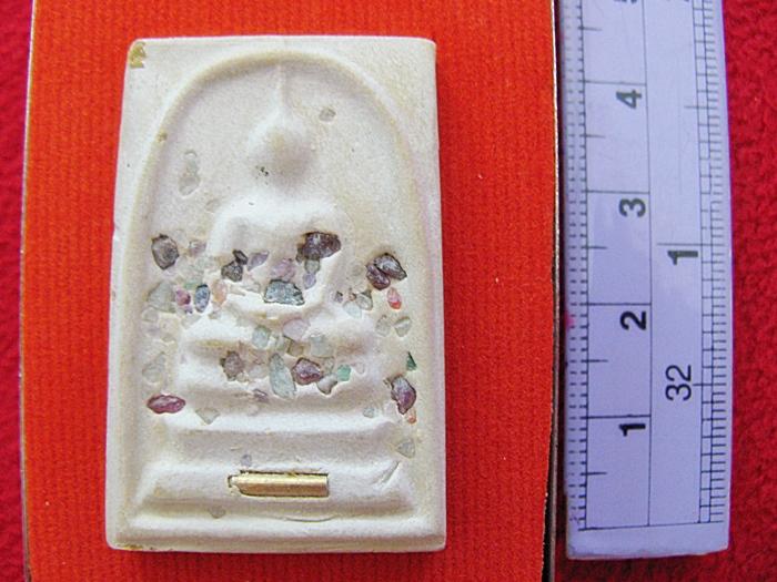 สินค้าหมดค่ะ พระสมเด็จ100ปี สมเด็จพระสังฆราช พิมพ์เกศทะลุซุ้ม มีสังฆาฏิ หลังลายเซ็น แช่น้ำมนต์ พร้อมกล่องเดิมค่ะ