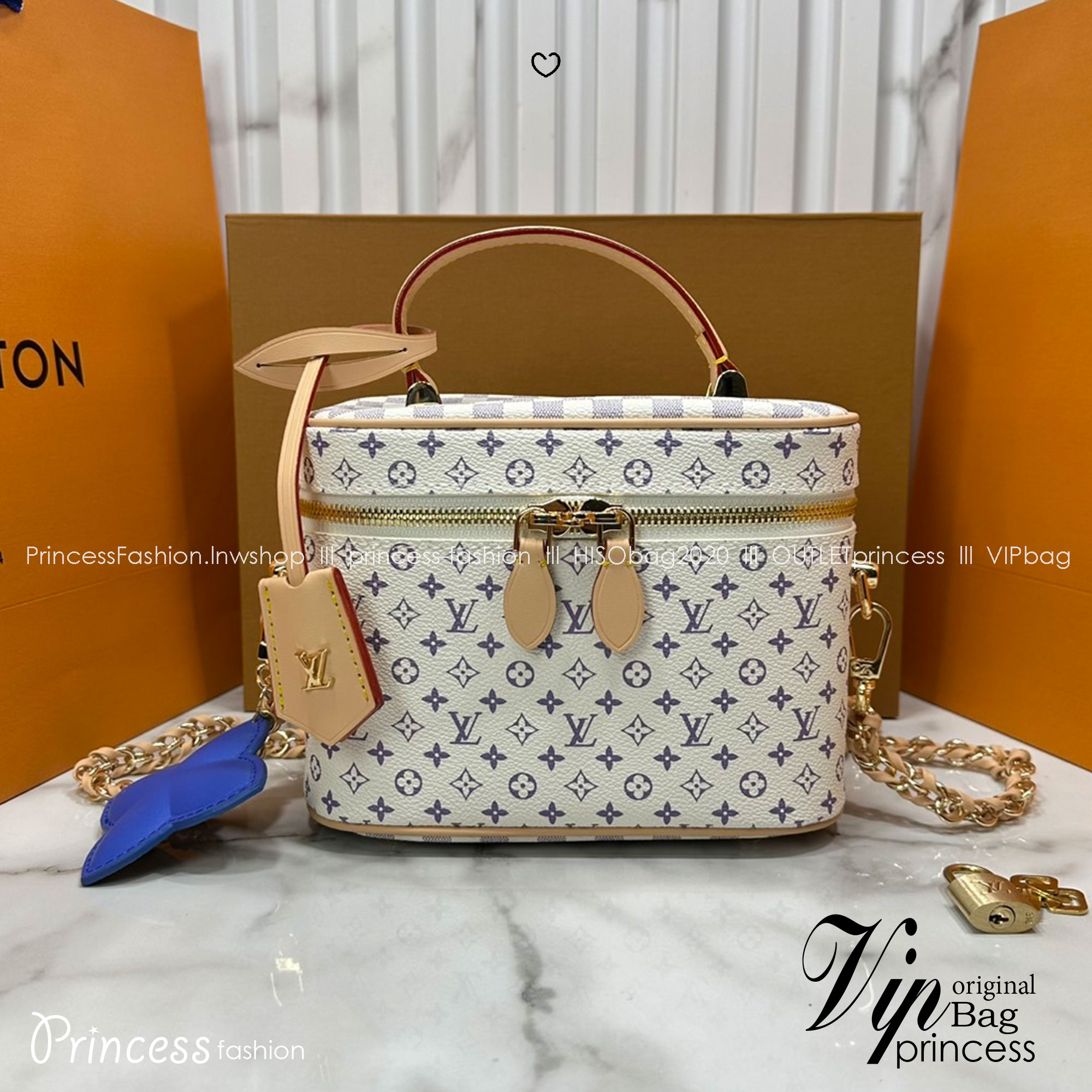 ORI หนังแท้ | LV Vanity Cosmetic Bag กระเป๋ารุ่นวานิตี้ กระเป๋าเครื่องสำอางจากคอลเลคชั่น Louis Vuitton Baby พกพาผลิตภัณฑ์อาบน้ำและของใช้จำเป็นอื่นๆ อย่างมีระดับ Monogram แคนวาสสุดเอ็กซ์คลูซีฟสำหรับคอลเลคชั่น