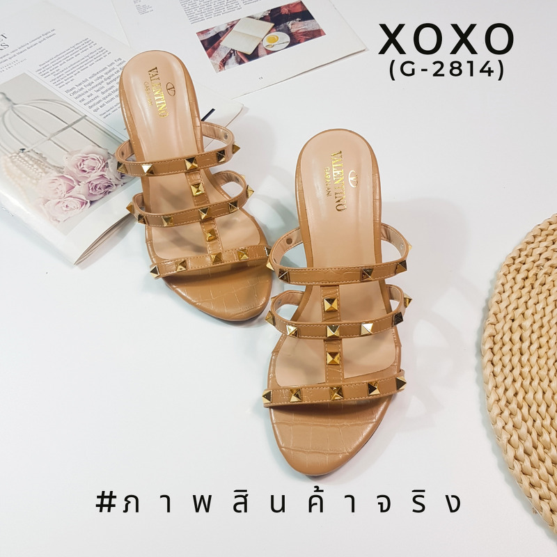 Valentino รองเท้า งานสวม หมุด สวยเก๋ ของมันต้องมีคะ แมทส์ชุดไก้หลากหลาย สวมใส่ง่าย วัสดุหนัง PU พิมพ์ลายคล้ายหนังแท้ ส้นแท่ง ใช้งาน ยื่น เดิน สบาย ไม่เมื่อย