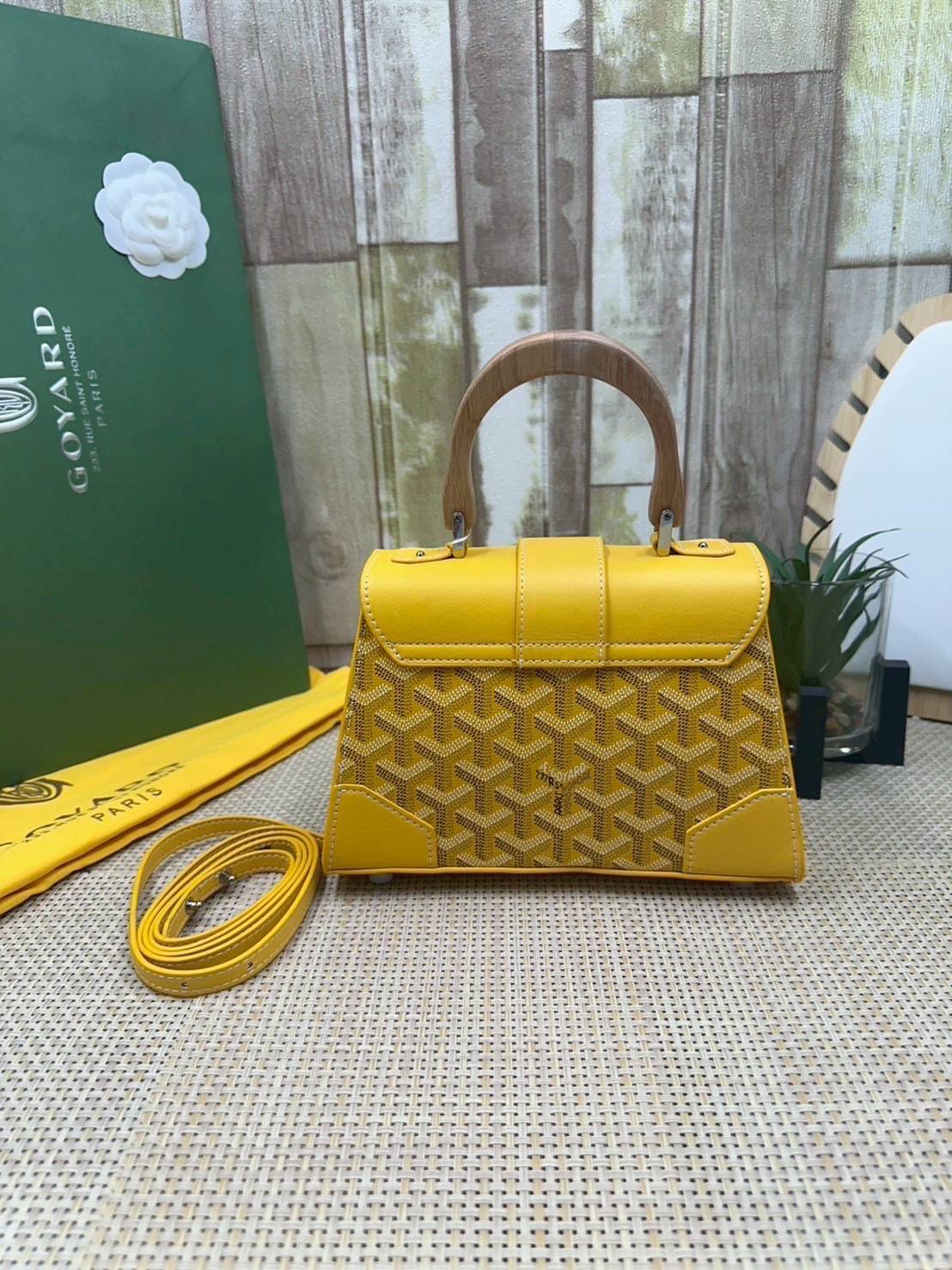 10 สี ORI หนังแท้ | GOYARD Saïgon Souple Mini Bag 20cm กระเป๋าถือ/สะพายดีไซน์หูจับไม้เป็นเอกลักษณ์ที่สวยหรูหราสง่างาม