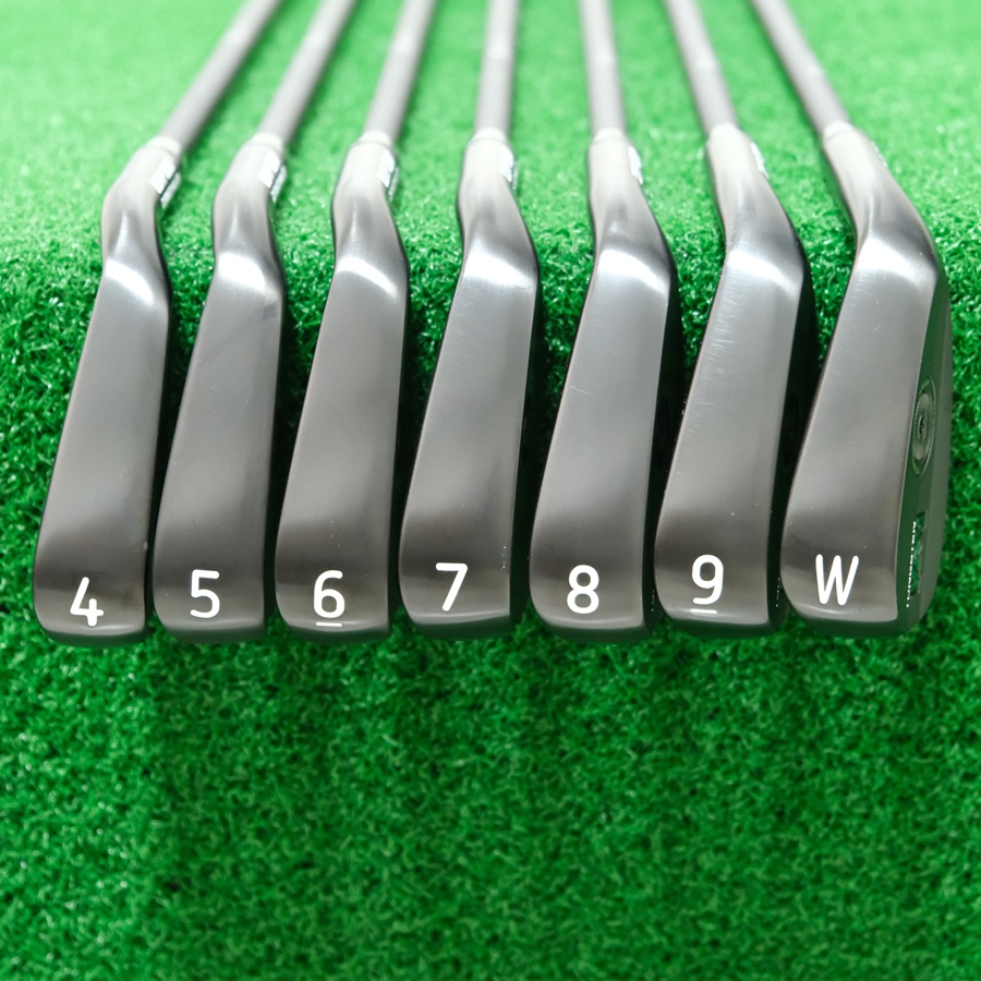 PXG 0311 P GEN7 BLACK IRON SET 4-PW - MITSUBISHI MMT 70 FLEX R