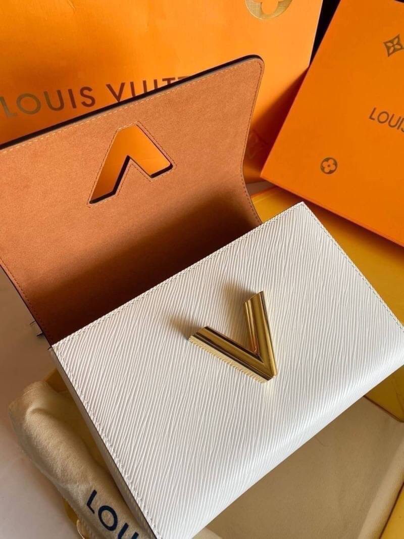 VIP 】หนังแท้ LOUIS VUITTON Epi Twist Shoulder Bag MM 4 สี พร้อมส่งที่ไทย