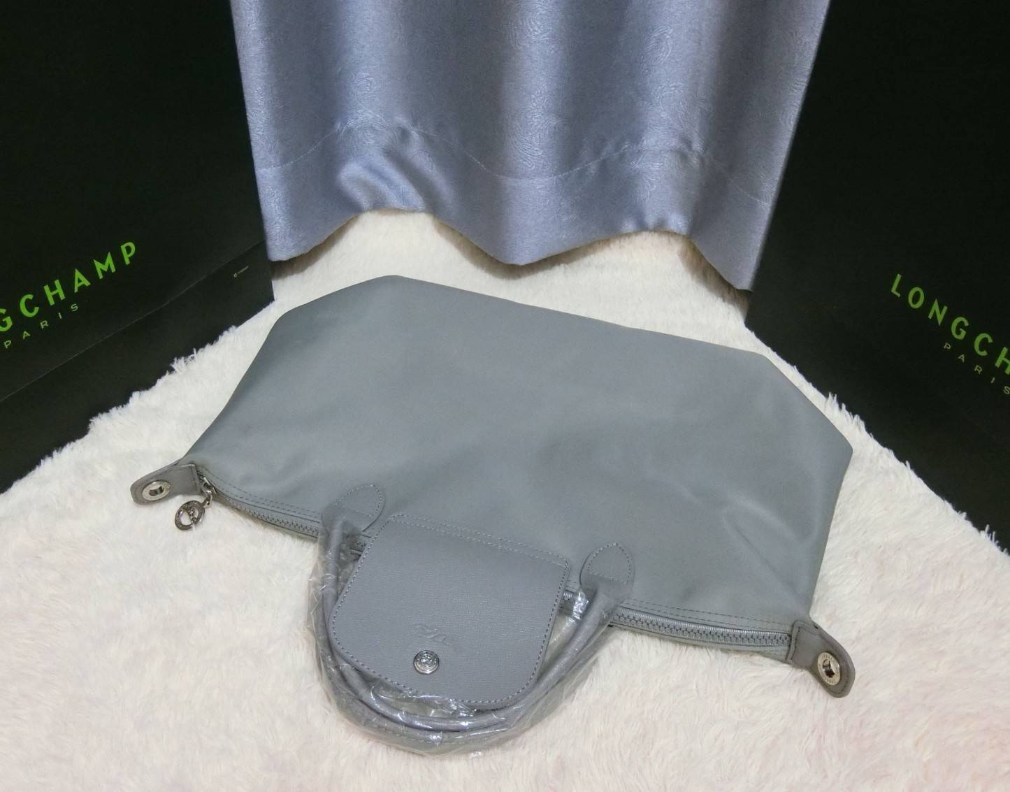 กระเป๋า Longchamp Le Pliage Neo Size M สินค้าใหม่ ของแท้เท่านั้น!!เป็นล็อตผลิตเกินออเดอร์จากโรงงาน มาพร้อมการ์ด/ถุงผ้าแบรนด์/ถุงกระดาษแบรนด์