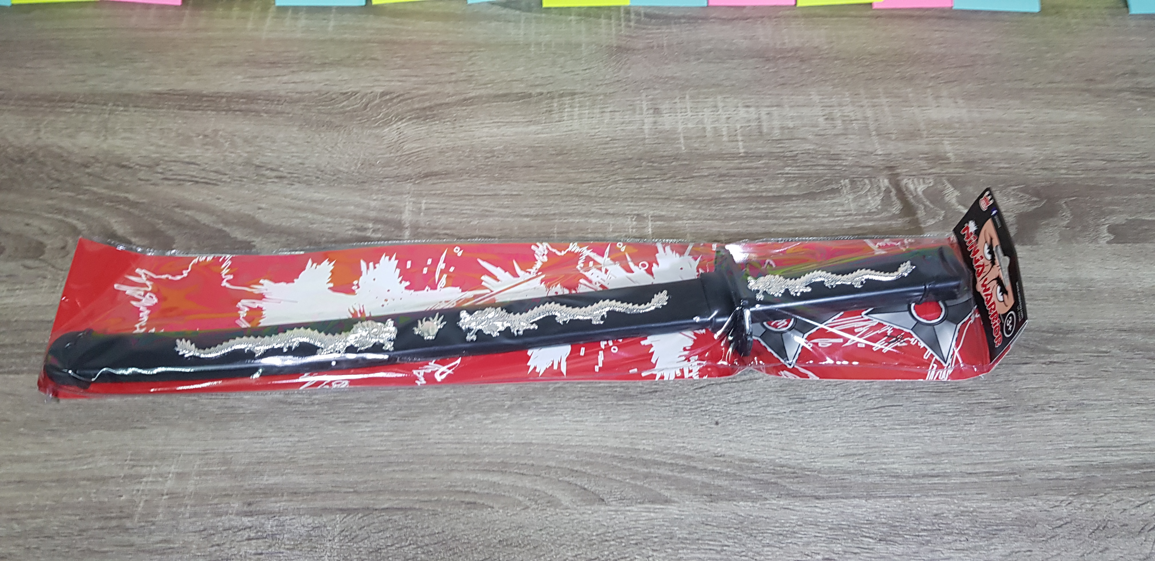 ดาบของเล่นลายมังกร