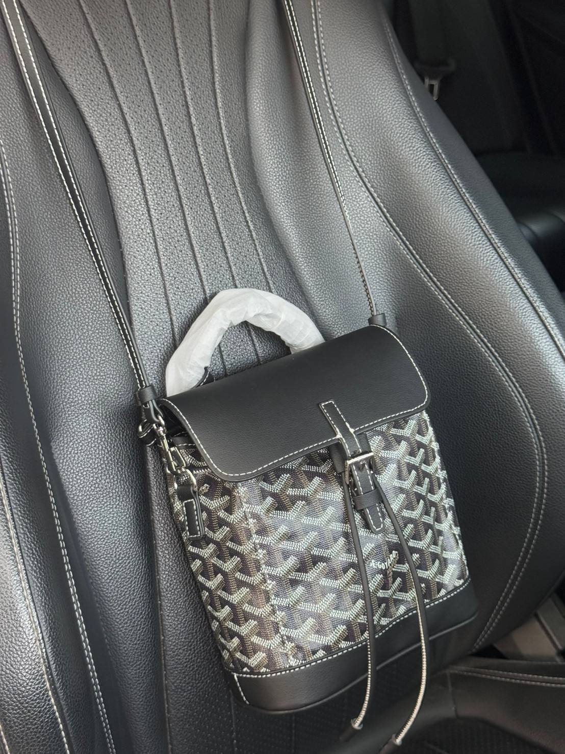 ORI หนังแท้ | Goyard Alpin Mini Backpack กระเป๋าเป้สะพายหลัง ปรับถือหรือสะพายข้างได้อย่างลงตัว ที่สามารถทำให้เป็นหลายรูปแบบ