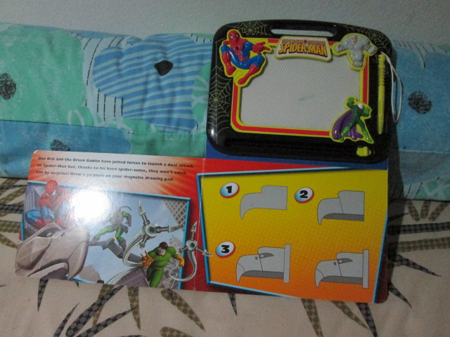 Spider Sense Spider-Man หนังสือพร้อมที่เขียนค่ะ