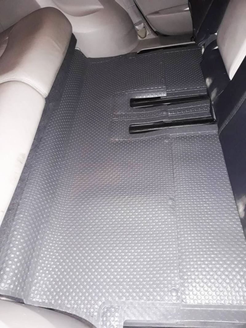 พรมกระดุมเม็ดเล็ก SPACE WAGON รุ่นรีดขอบ สีเทา เต็มคัน เข้ารูป