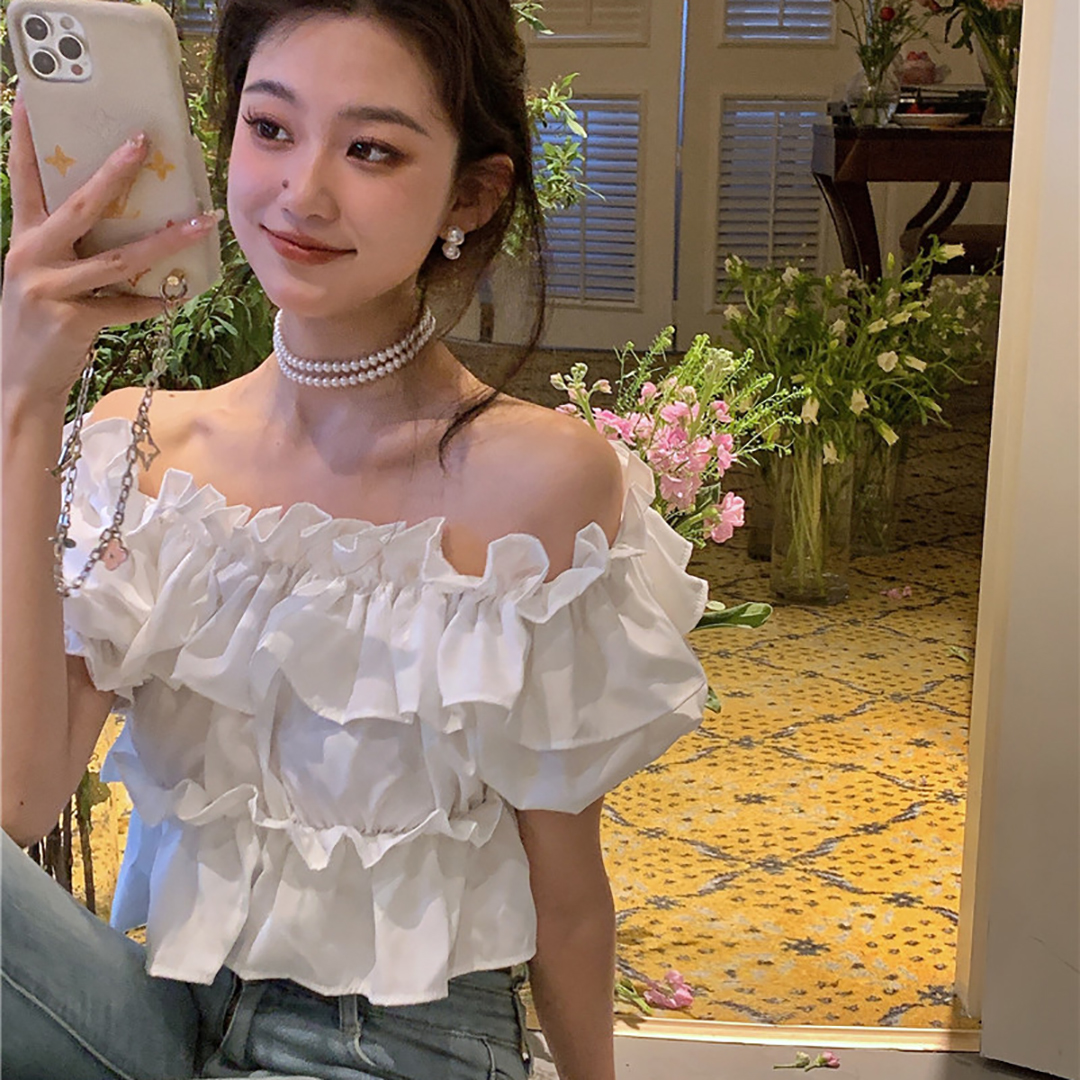 พร้อมส่ง 🩰🍅 Jovial girl blouse เสื้อเปิดไหล่สีขาว (IN37318)