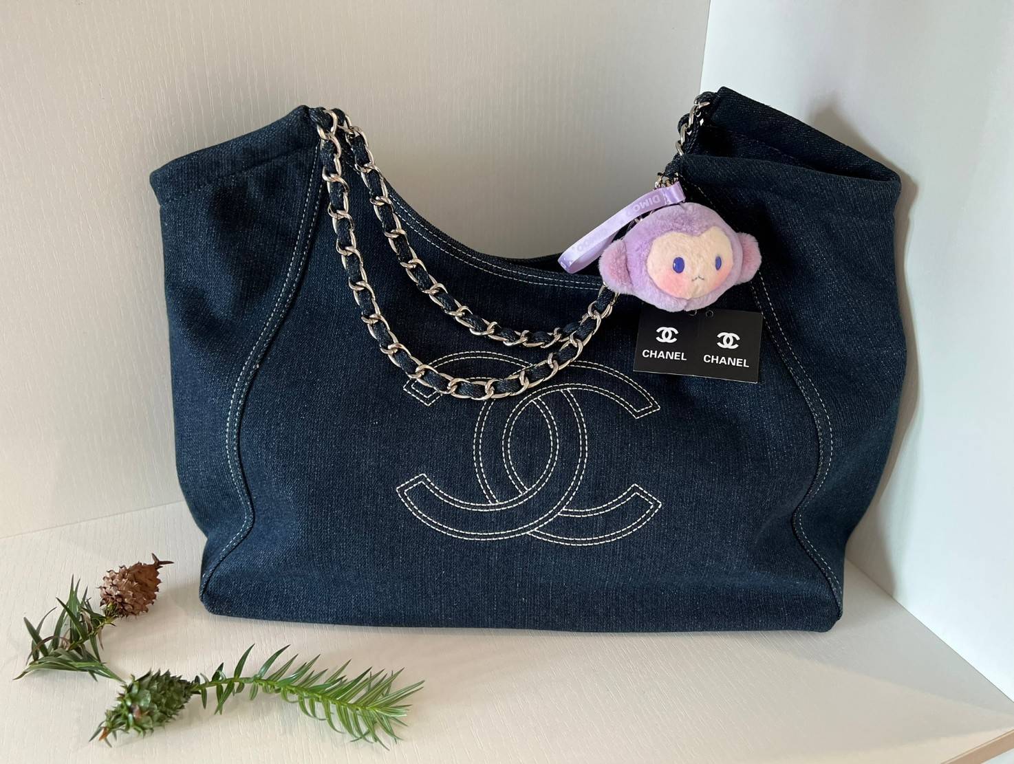 Chanel Blue Denim XL Coco Cabas Tote / CHANEL DENIM SHOULDER BAG กระเป๋าทรงช็อปปิ้งโท้ทใบใหญ่ เอาใจสาวๆสายแบกกันค่ะ กับรุ่นยีนส์ สุดวินเทจ 🧡 เกรดท็อปไฮเอน ใช้งานต่างประเทศได้