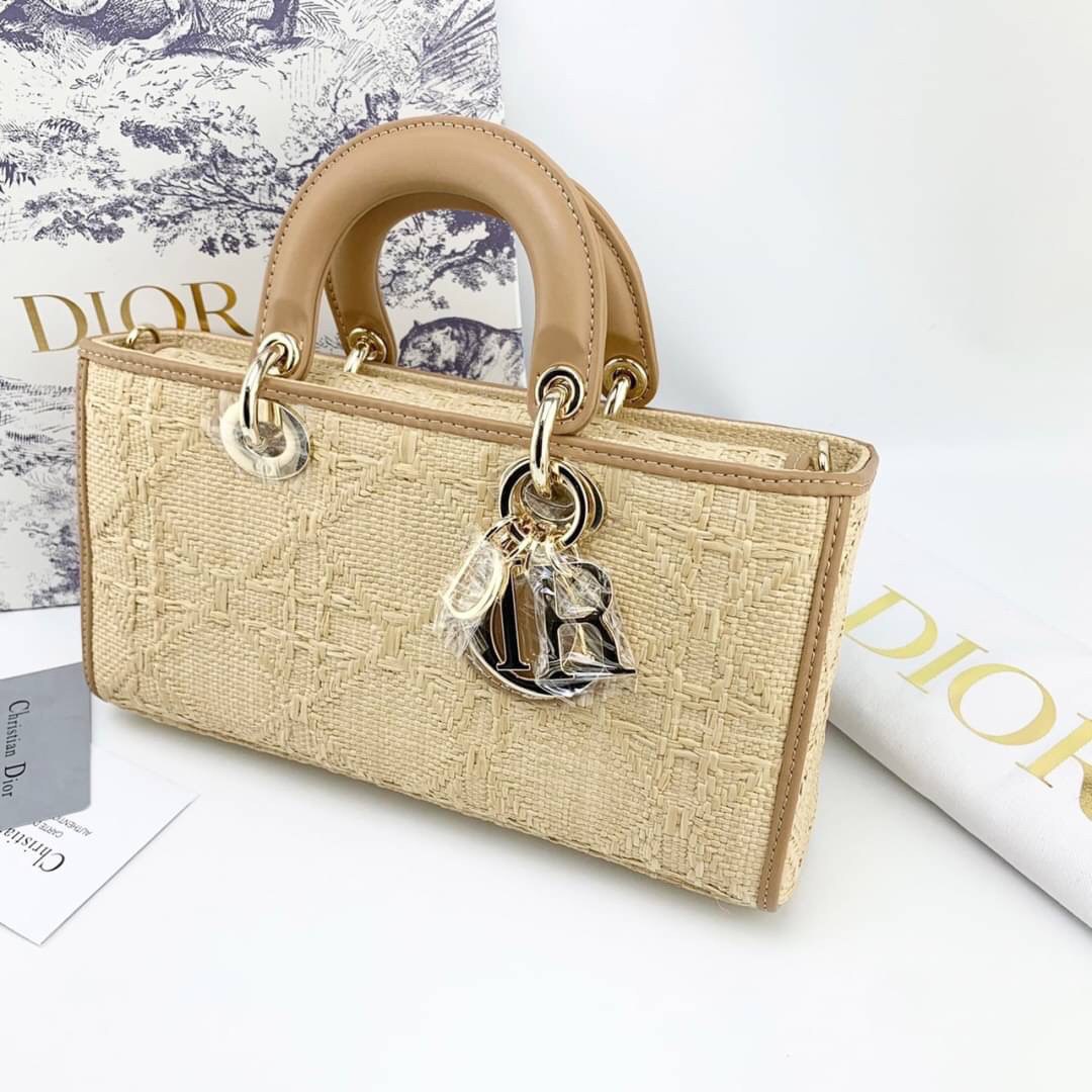 ORI 】DIOR Lady D-Joy Bag Natural Cannage Raffia พร้อมส่งที่ไทย ภาพสินค้าถ่ายจากงานขายจริง ใช้งานต่างประเทศได้
