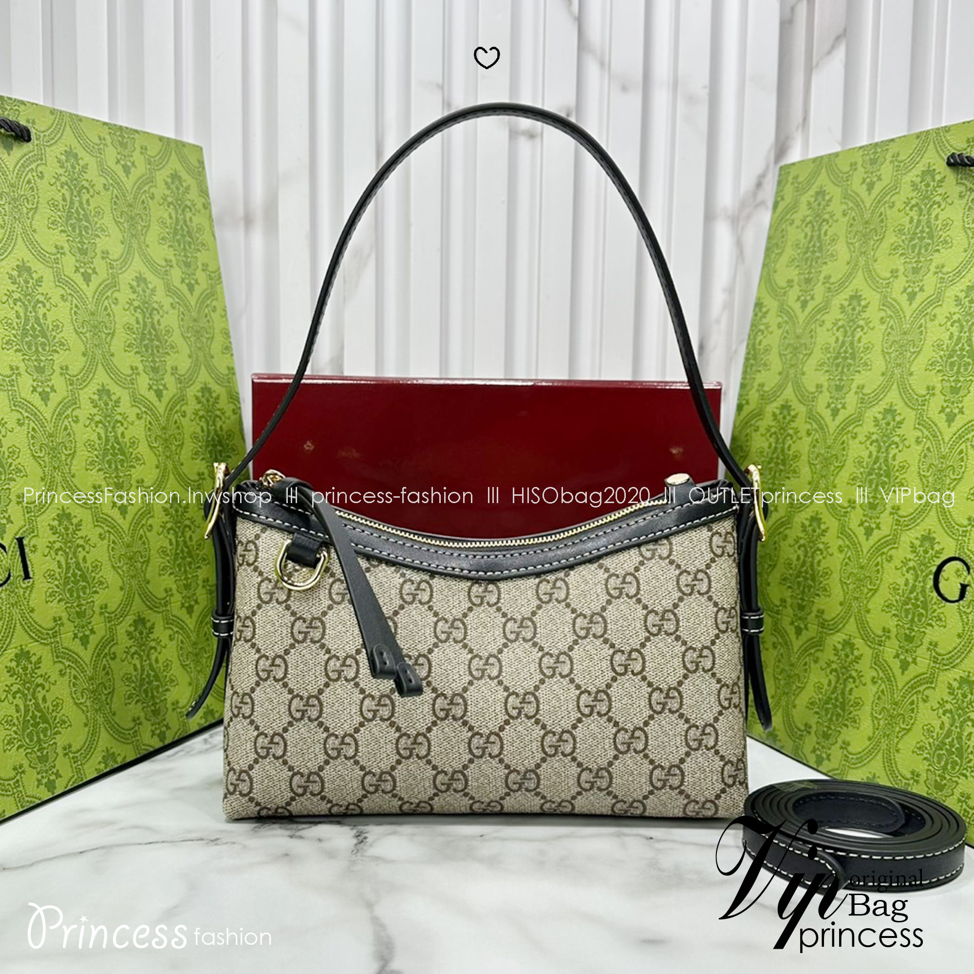 ORI หนังแท้ | Gucci GG Emblem small shoulder bag กระเป๋าสะพายทรงพอช ถือ/คล้องไหล่เก๋ๆหรือสะพายข้างได้ ทรงสวยคลาสสิค มีอะไหล่ห่วงสำหรับห้อยพวงกุญแจได้ เป็นไอเท็มต้องมีและยกเป็น everyday bag ได้เลย