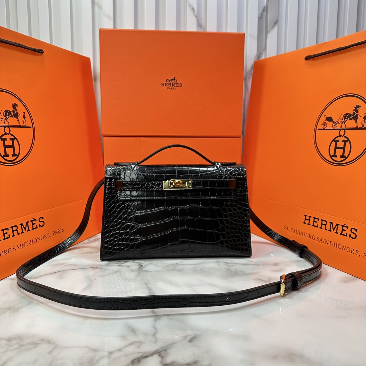 ORI หนังแท้ | Hermes Mini Kelly Pochette 20cm จิ๋วแต่แจ๋ว ราคาพุ่งยิ่งกว่าทอง กระเป๋าสะพายที่สุดแห่งหรูหราลัคชู นิยามของความสง่างามเหนือกาลเวลา