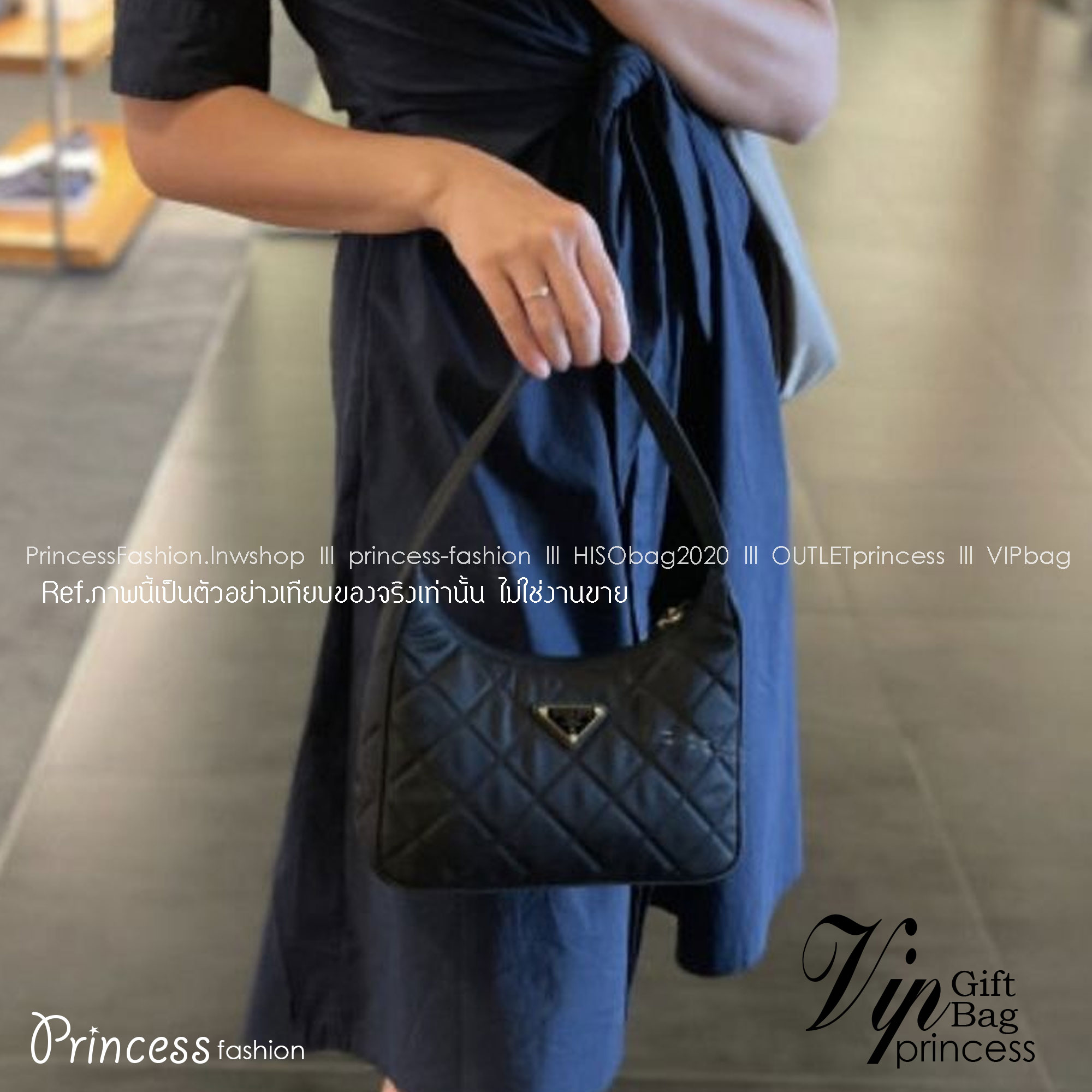Prada Hobo Mini Quilted Black Nylon Shoulder Bag / PRADA NYLON HANDBAGS ขนาดกะทัดรัด อะไหล่ทอง วัสดุทำจากผ้าNylon ลายตาราง อย่างหนา อยู่ทรง กันน้ำได้ หายห่วงคะ