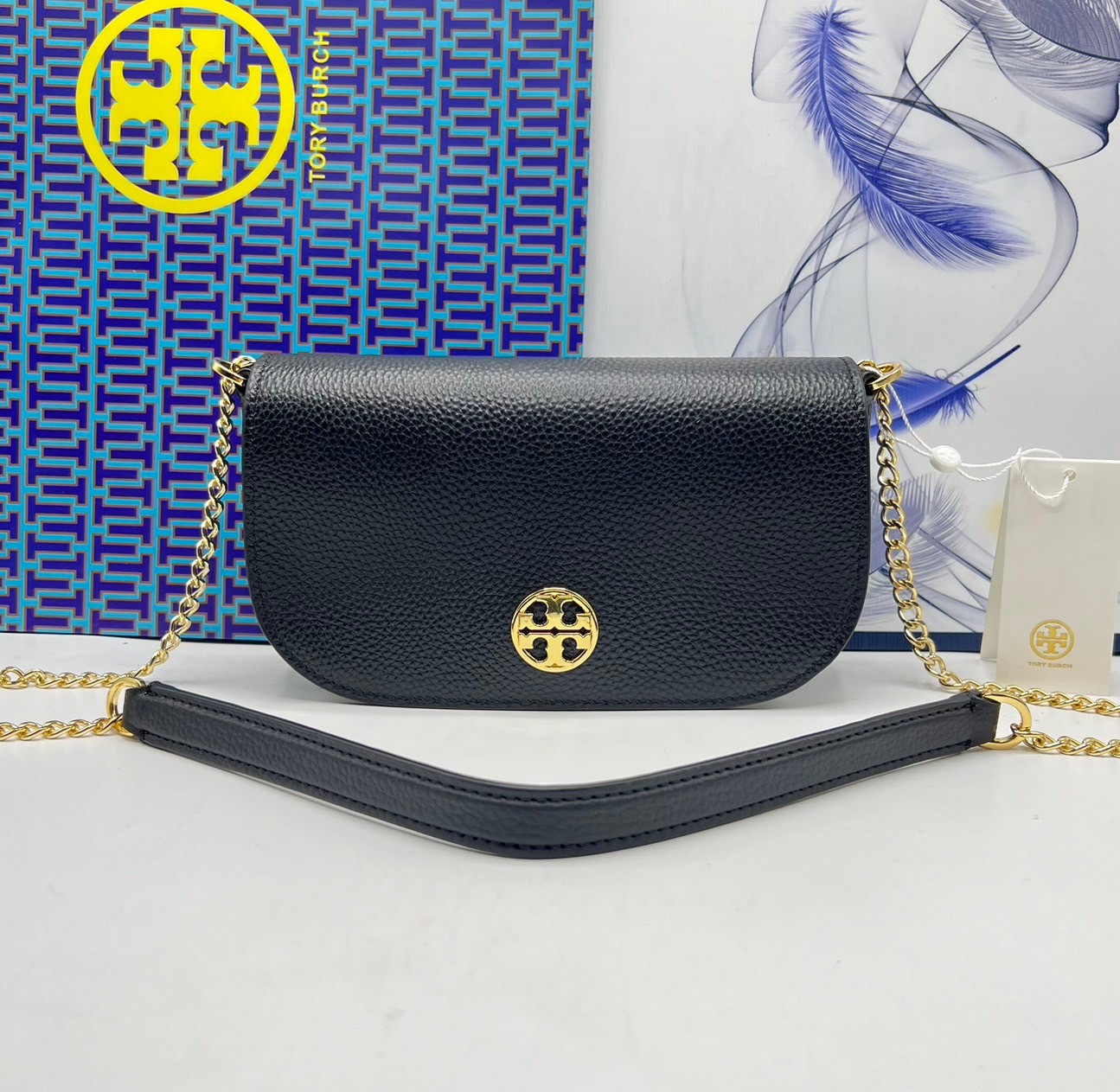 TORY BURCH Chelsea Pebbled Crossbody Bag กระเป๋าสะพายเรียบหรู เกรดออริ สลับแท้ 1:1 ใช้งานต่างประเทศได้