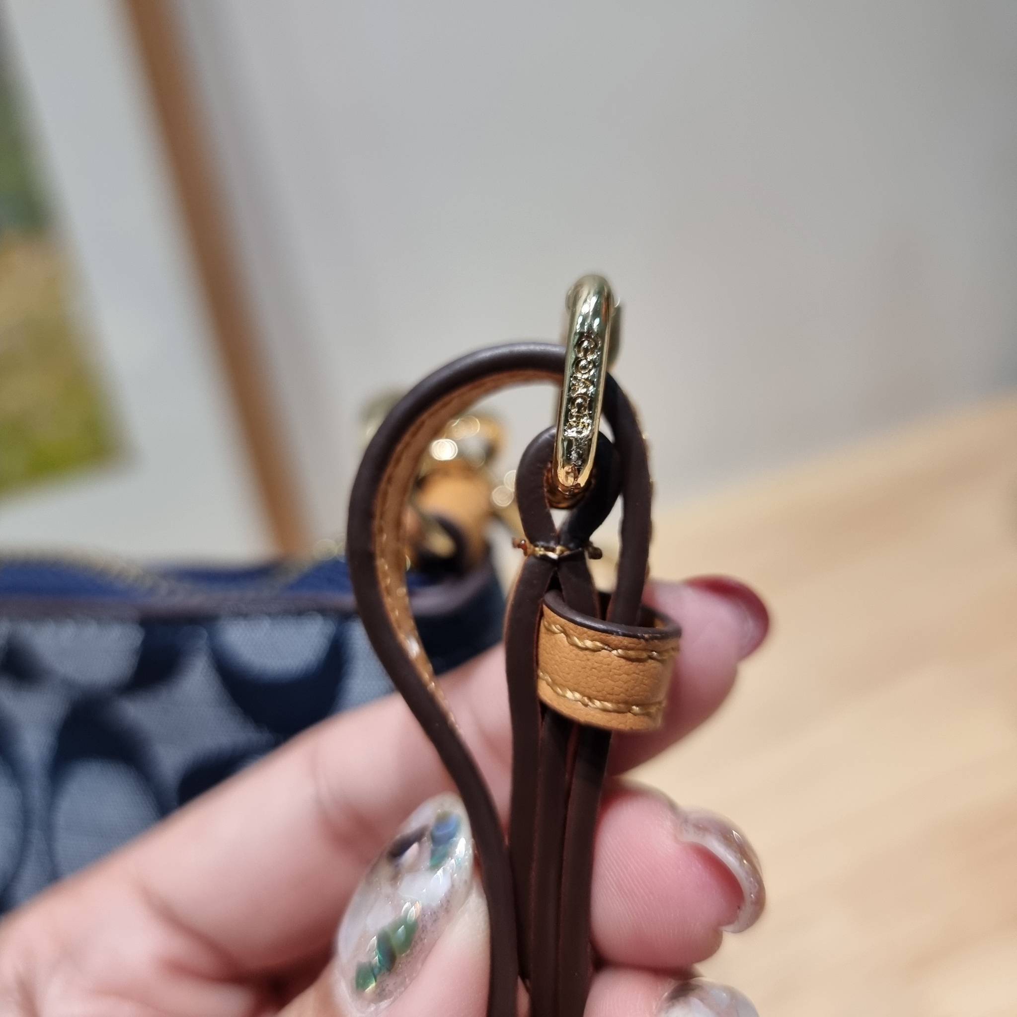 COACH NOLITA 19 IN SIGNATURE CHAMBRAY CH149 พร้อมส่ง คอลเลคชั่นใหม่ น่ารักน่าใช้ ในสไตล์คลาสสิค กระเป๋าทรงพอชขนาดมินิ ที่สามารถสะพายไหล่ และกึ่งคล้องมือใช้ได้ 2 สไตล์