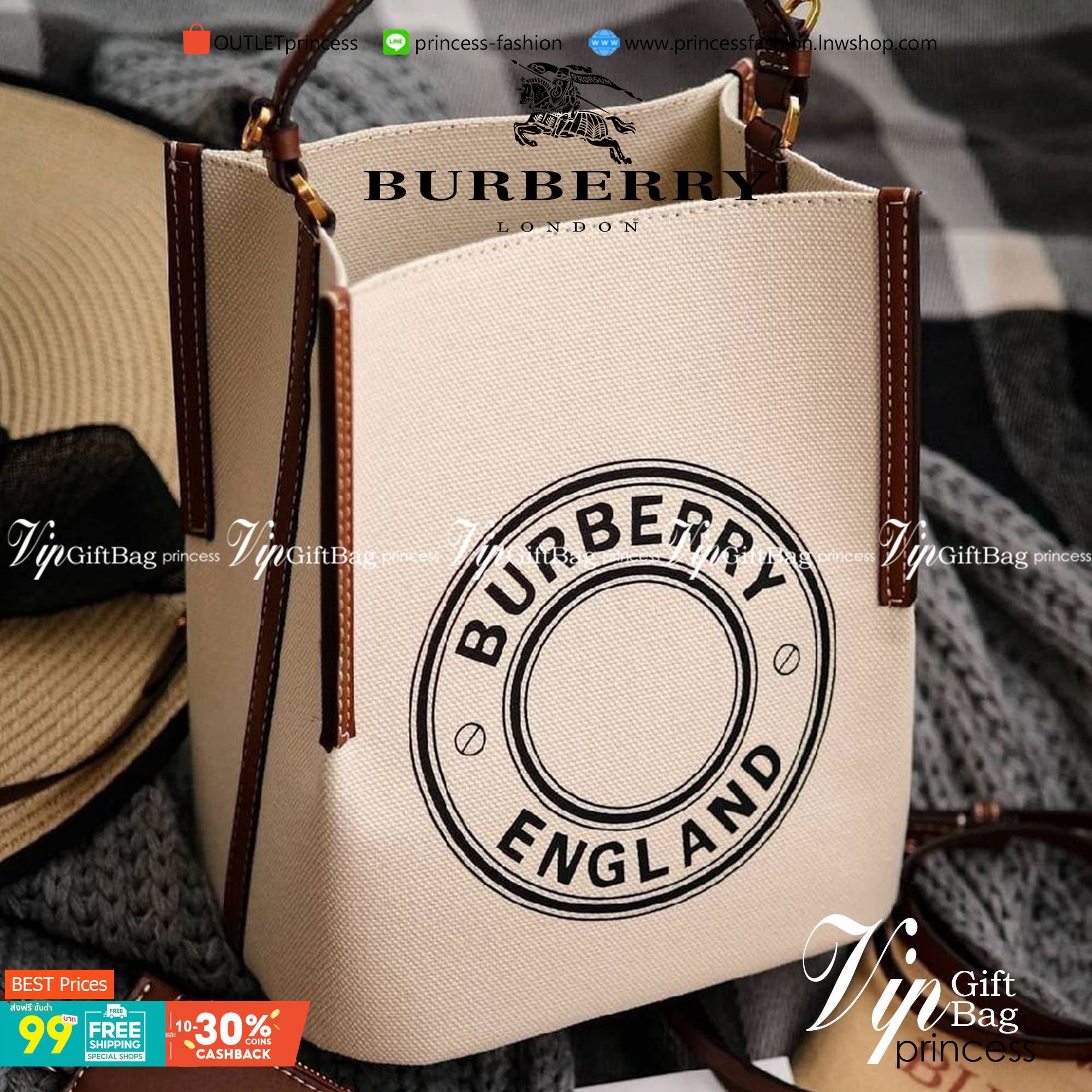 BURBERRY FRAGRANCES CROSSBODY BUCKET BAG วัสดุ Canvas & Leather สวยหรูอยู่ทรงมาพร้อมกระเป๋าคลัชใบเล็กสีน้ำตาลเข้าชุด ภายในโล่งกว้างและจุ สามารถใส่กล้อง มือถือ ของใช้ได้เยอะ มือจับ