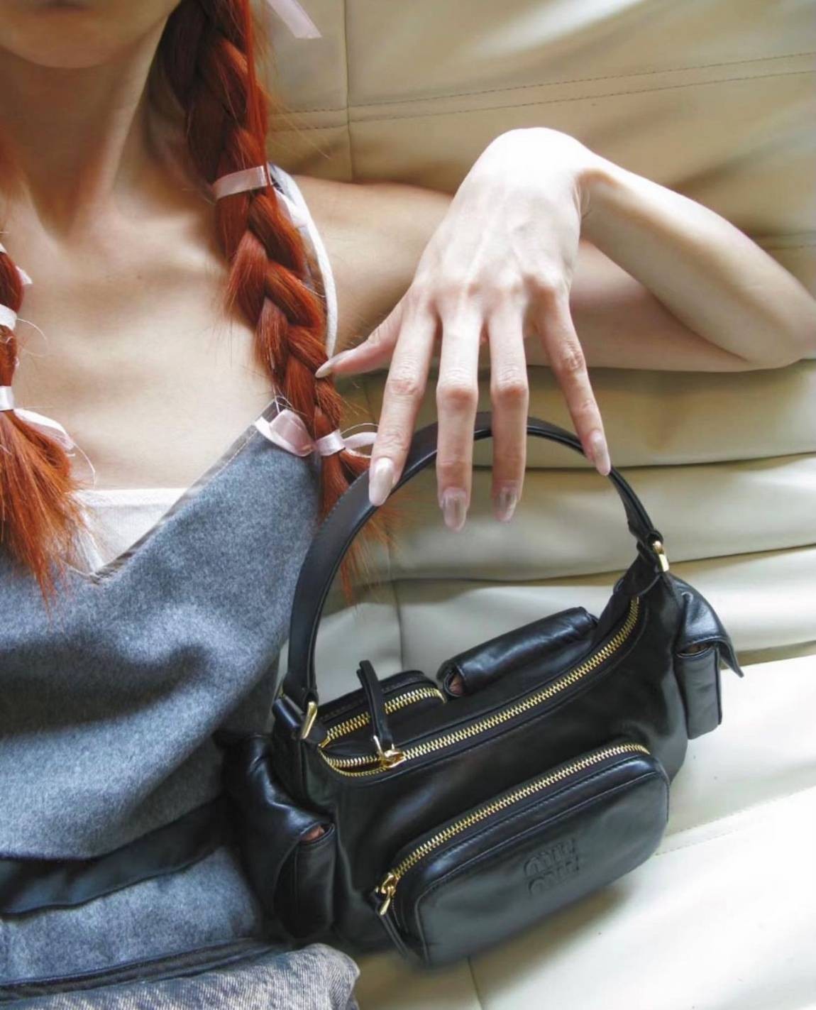 MIU MIU Nappa leather Pocket bag กระเป๋าถือสะพาย เกรดออริ ท็อป vip 1:1 เกรดงานปราณีตละเอียด หนังสวย เกรดดีสุด ใช้งานต่างประเทศได้