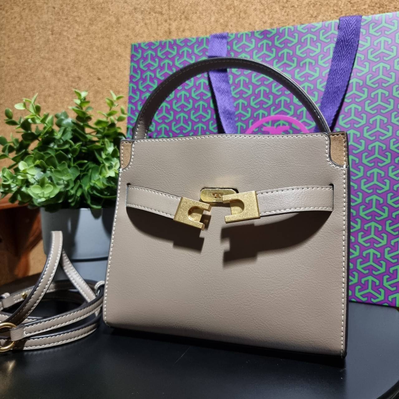 ของแท้ 💯% TORY BURCH LEE RADZIWILL PETITE DOUBLE BAG (CLAM SHELL)