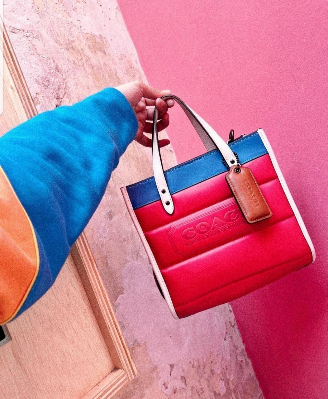 COACH CASUAL STYLE STREET STYLE 2WAY PLAIN LEATHER ELEGANT STYLE (C6958 C6852) 🌺 ที่สุด! ของที่สุด!! กระเป๋าถือ กระเป๋าสะพายรูปทรงสุดฮิต สุดคลาสสิค รุ่น UNISEX ที่ชิคๆ สบายๆ ได้ทั้งชายและหญิง// วัสดุหนังแท้ทั้งใบ ตัดเย็บด้วยหนังเนื้อนุ่มพิเศษ หนา 