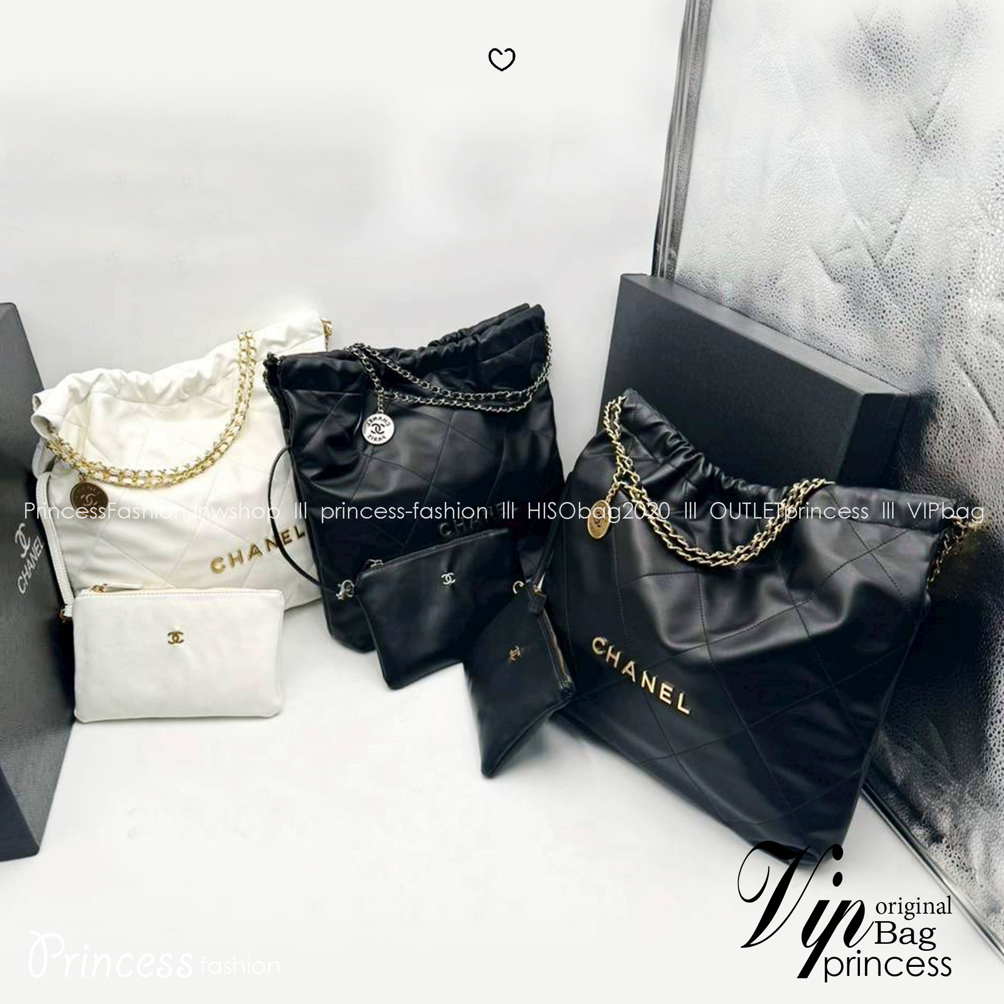 Small CHANEL 22 Handbag แรงเกินต้านที่สุดกับไอเท็มนี้ ที่สาวๆหรือใครๆก็ต้องมี มาในไซส์ใหญ่ รูปทรงใช้ง่ายขึ้น แต่ยังจุได้หนักๆเหมือนเดิม ดูหรูหรา เกินเรื่องที่สุด กับกระเป๋าสะพาย ดีไซน์เรียบหรู คลาสสิค แถมได้ใบลูกไปอีก