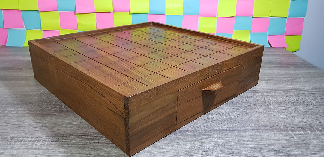 กระดานหมากรุกไทยไม้สักมีลิ้นชัก