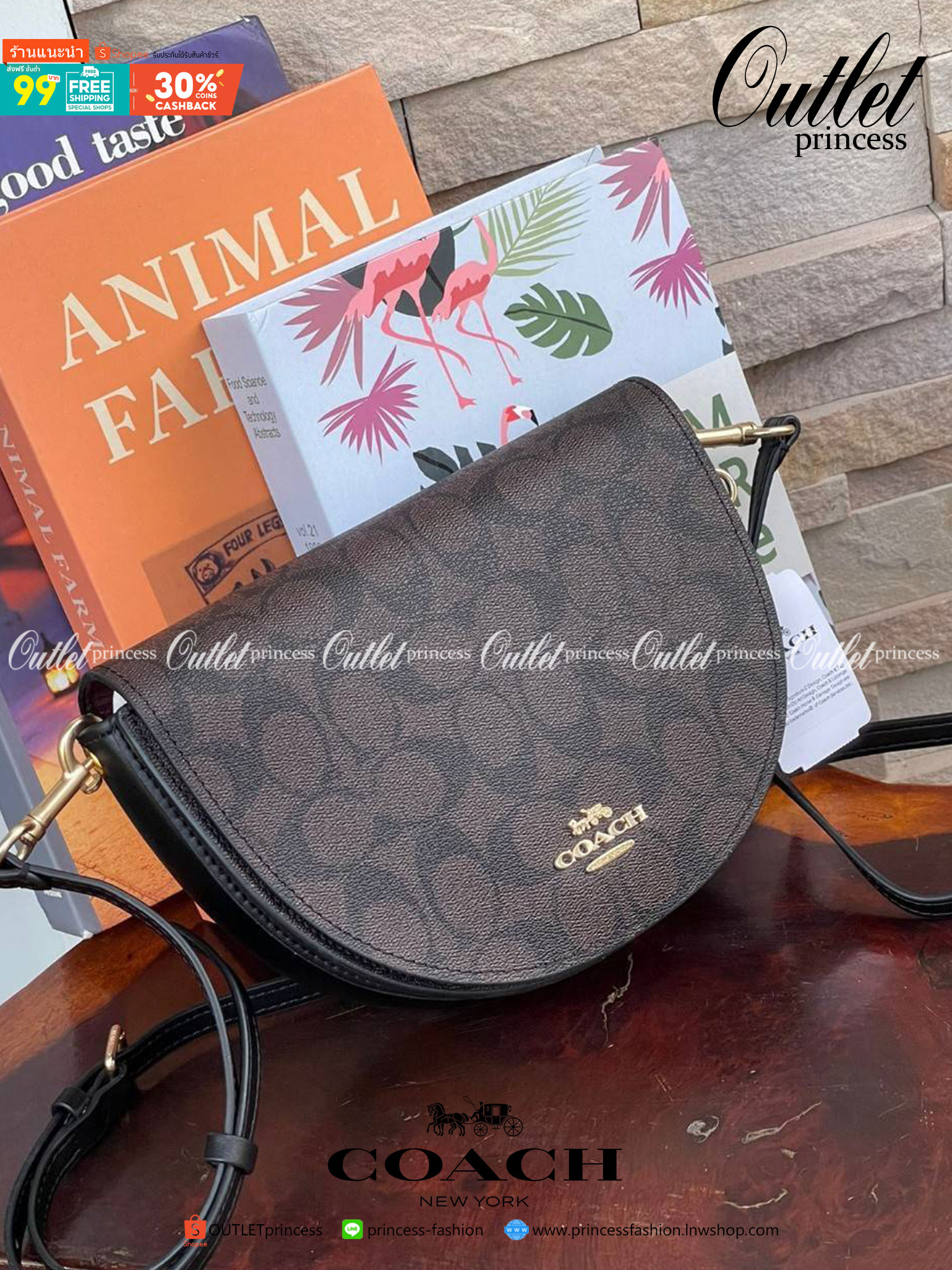 พร้อมส่งที่ไทยครบทั้ง6สีค่ะ 😘 Coach Ellen Crossbody In Signature ((C1432)) กระเป๋าทรงฮาฟมูนรูปทรงคลาสสิก ออกแบบให้มีลักษณะโค้งมน ไม่ดูเป็นทรงแข็งจนเกินไป ดีไซน์และสีของกระเป๋ายังเรียบง่าย เข้าได้กับทุกชุด สะพายครอสบอดี้ร์//สะพายข้าง หรือถือแบบคลัท