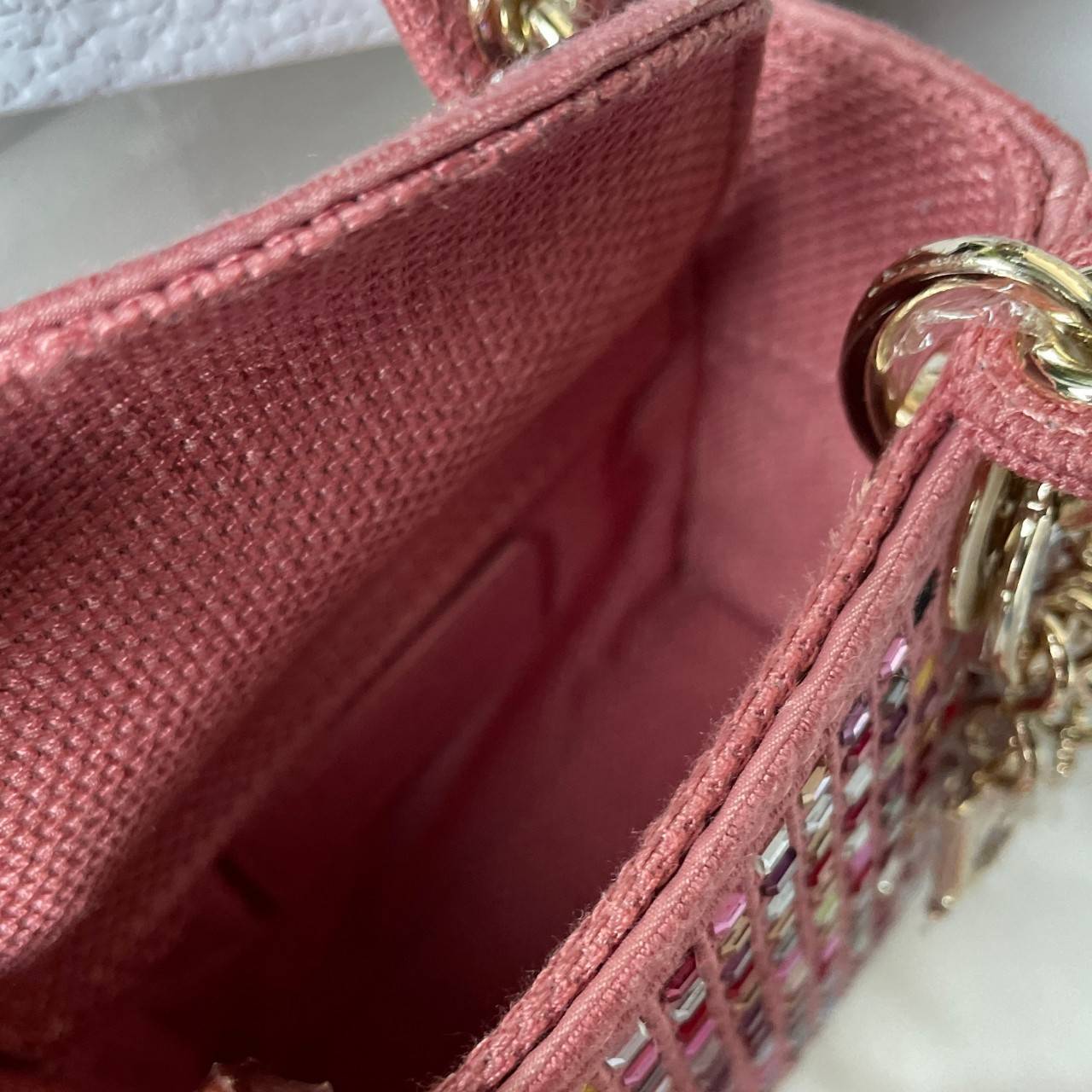 Micro Lady Dior Bag Dark Pink Metallic Canvas Embroidered with Multicolor Crystals เกรดใช้งานสลับใบจริงได้ เทพออริจินอล เป็นรุ่นสั่งทำพิเศษ ภาพสินค้าถ่ายจากงานขายจริงใช้งานต่างประเทศได้