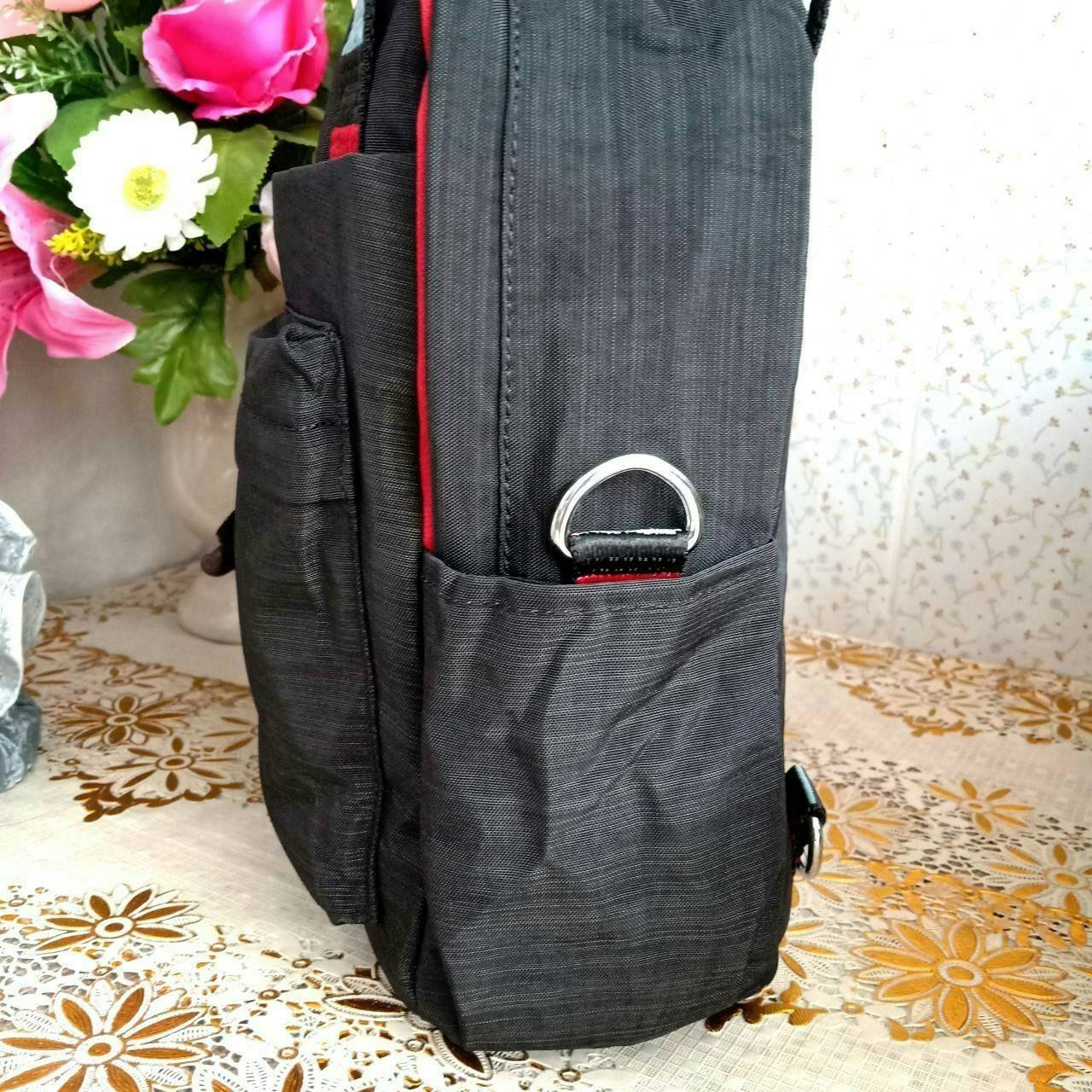 KIPLING 2WAYS MINI BACKPACK 👍กระเป๋าสะพาย2Wayรุ่นใหม่วัสดุ Nylon & Polyester 100% 👍หูหิ้วมีลายปั้มแบรนด์ 👍สายสะพายยาวเลื่อนปรับได้ถอดได้ 👍สามารถถือหรือสะพายได้ จะสะพายไหล่ สะพายเฉียง Crossbody หรือจะคล้องสายเป็นเป้สะพายหลัง