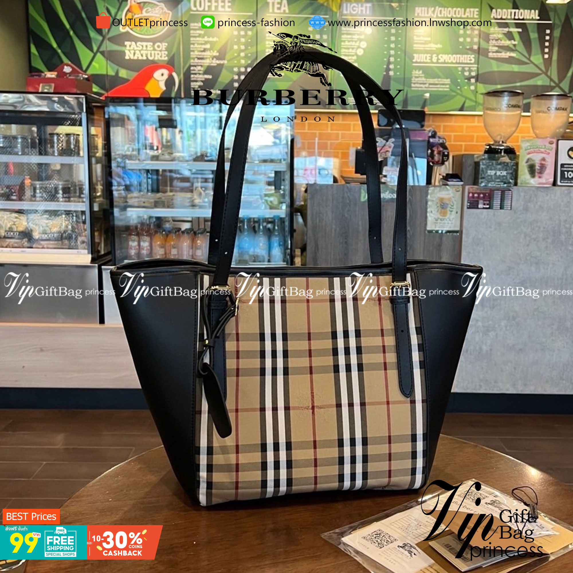 BURBERRY TOTE VINTAGE BAG วัสดุหนัง CANVAS สลับหนัง ลายออริจินอลแบรนด์ตัดขอบหนัง ภายในมีช่องใส่ของโล่งกว้าง สามารถใส่มือถือ ipad ของจุกจิกได้ อีกด้านใส่ของพร้อมหยิบใช้ อะไหล่แบรนด์สีทองวินเทจ Rare items เด็ดๆแบบนี้ห้ามพลาดน้าาา