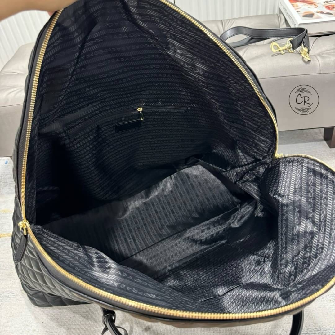 YSL ES GIANT TRAVEL BAG IN QUILTED LEATHER กระเป๋าเดินทางใบใหญ่ ดีไซน์รูปทรงเก๋ ใหม่ล่าสุด ไอเท็มที่ตัวมัมตัวแม่ต้องมี ใบนี้คือที่สุดจริงๆ