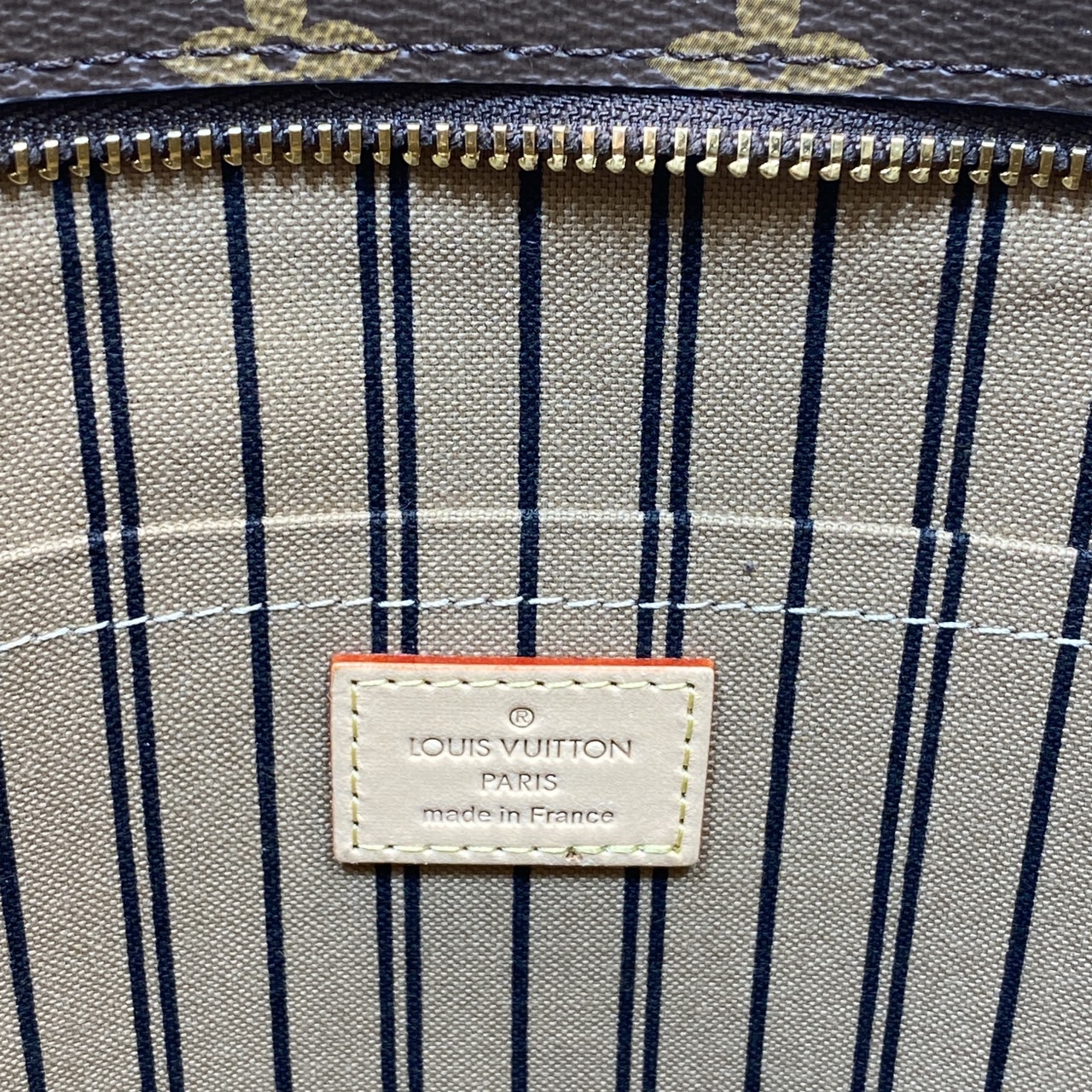 LV Piano handbag Monogram Canvas / LV Tote Bag Classic for the Fall-Winter 2024 collection กระเป๋าทรงโท้ทรุ่นใหม่แบรนด์หรู สวยโดดเด่นทันสมัยตลอดกาล เกรดออริ เทียบแท้ 1:1 ใช้งานต่างประเทศได้