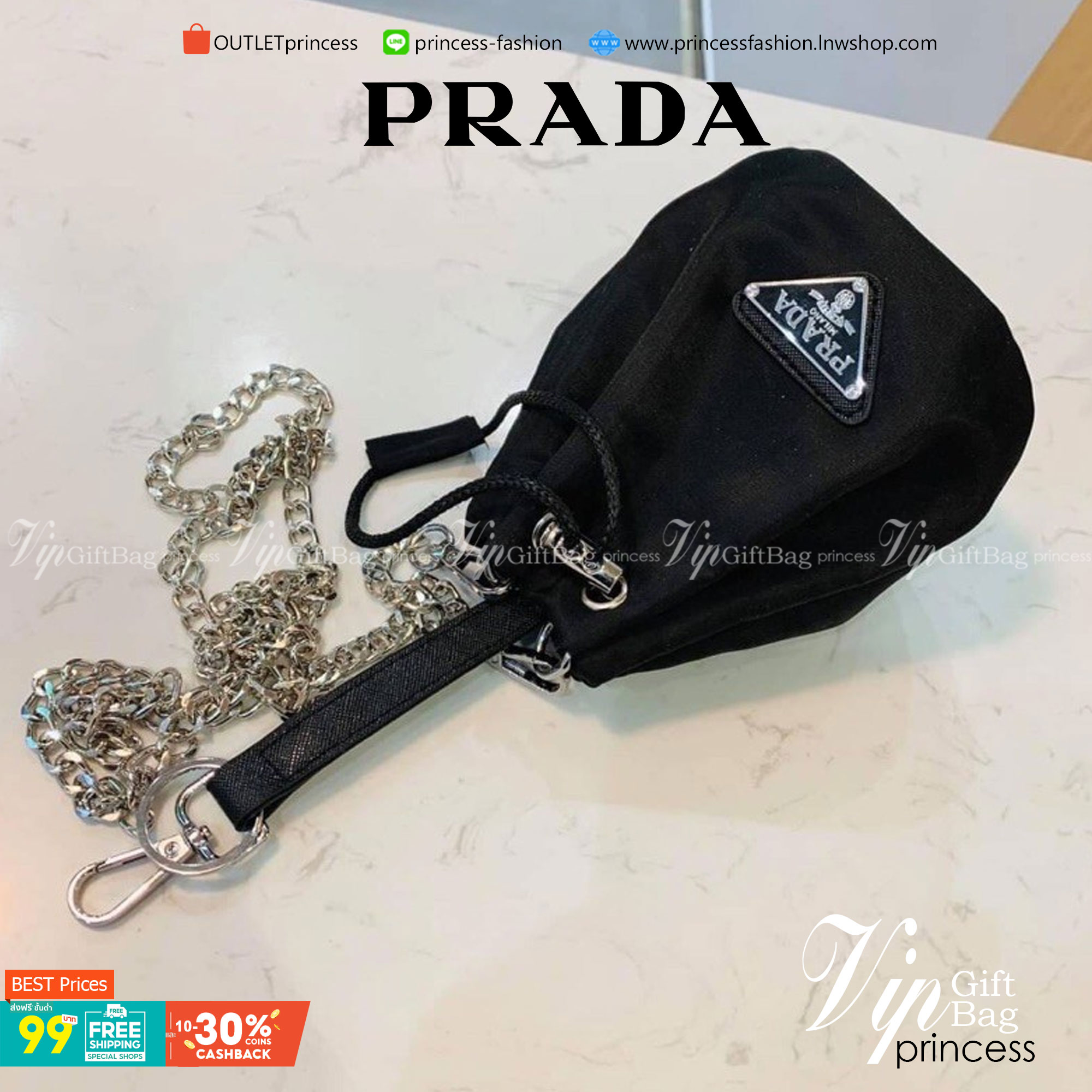 กลับมาตามคำเรียกร้อง Must Have!✴️PRADA MINI DRAWSTRING WITH KEYCHAIN VIP GIFT WITH PURCHASE (GWP) พรีเมี่ยมกิ๊ฟจากต่างประเทศรุ่น Limited "Duty Free" กำลังฮิตสุดๆในเกาหลี วัสดุ Nylon & Polyester 100% ด้านหน้าประดับโลโก้ เปิดปิดแบบ Drawstri