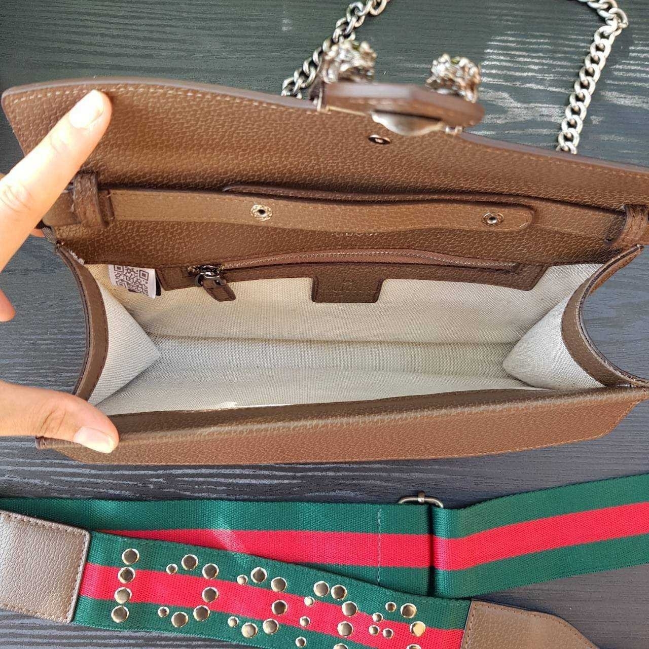 GUCCI Dionysus GG small shoulder bag กระเป๋าถือ กระเป๋าสะพายทรงสวย หรูหรา และดูแพง มาพร้อมสองสายสายพายให้เลือกปรับใช้งาน ถอดออกได้ทั้งสองสาย ถือเป็นครัชเก๋ๆได้ ดูดีมากๆ