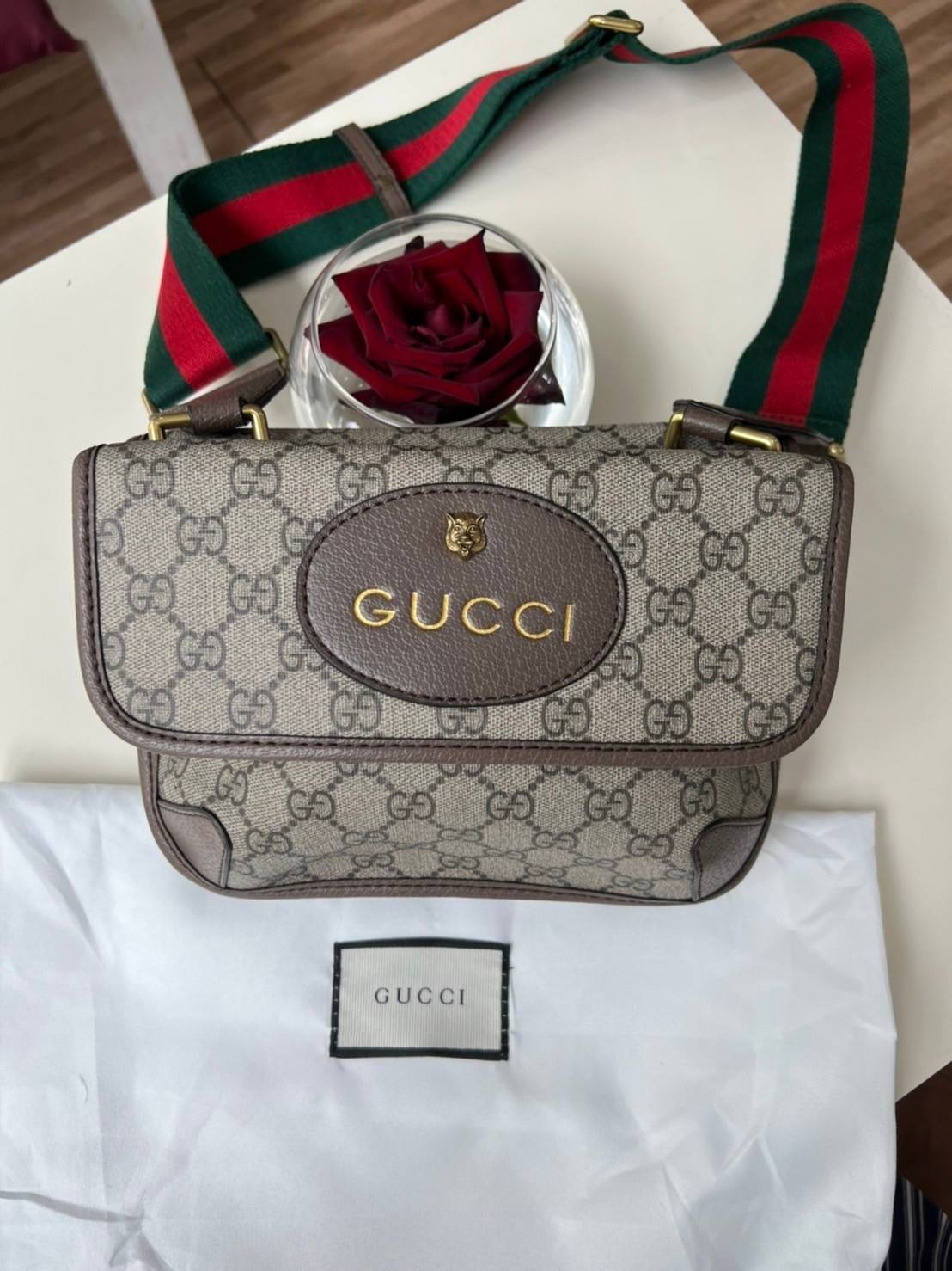 Gucci Neo Vintage Belt Bag / Gucci Ophidia Belt Bag กระเป๋าสะพายข้าง วัสดุผ้าใบ GG Supreme เปิดปิดแม่เหล็ก มี3ช่องแยกกันเป็นสัดส่วน ซับในผ้าฝ้ายและลินิน สายปรับระดับได้ ถอดสายไม่ได้