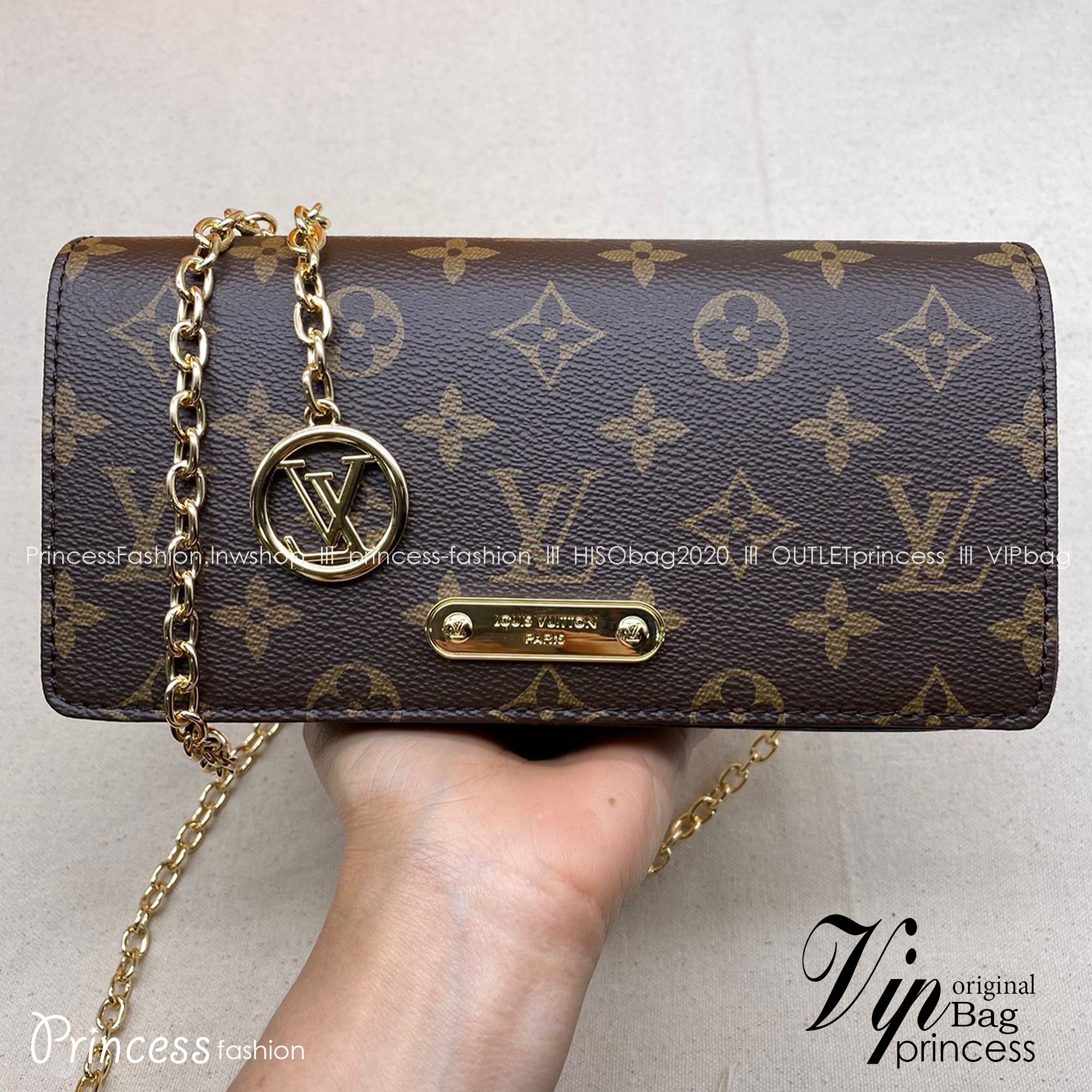 LV Wallet On Chain Lily Monogram Canvas / LV BAG พร้อมส่ง กระเป๋าสะพายทรงพอช คลาสสิค ดีไซน์เรียบหรู **รอบนี้จัดราคาพิเศษสุดคุ้ม งานสวยเกินราคาค่ะ