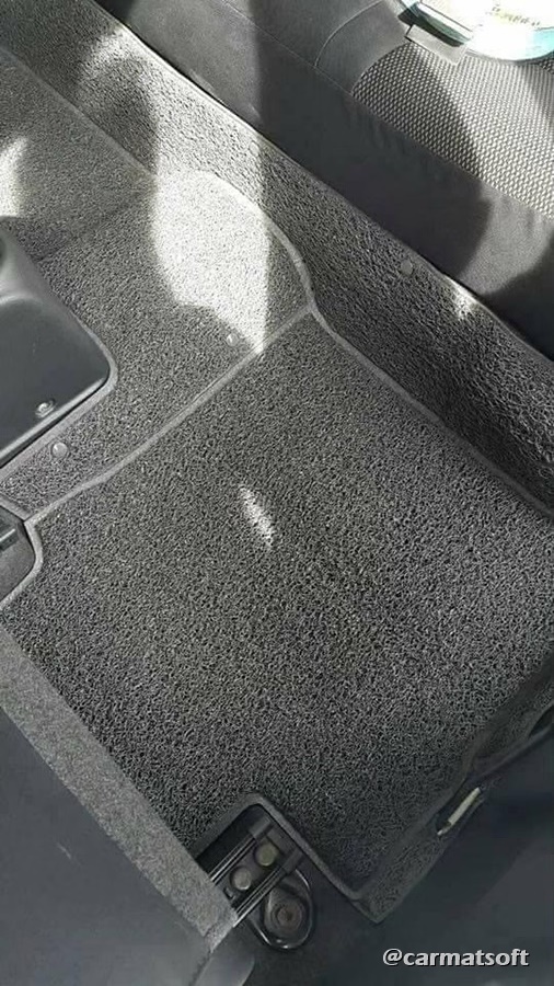 พรมดักฝุ่นไวนิลรีดขอบ NISSAN ALMERA (ปี2011-19) พรมดักฝุ่นในรถ สีเทา เกรดA เข้ารูป ตรงรุ่นรถ เต็มคัน