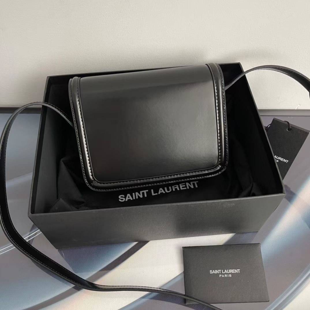 YSL Solferino crossbody bag 19cm คอลเล็คชั่นน้องโรเซ่ ROSE BLACKPINK ที่สุดแห่งความคลาสสิก เกรดออริจินอล หนังสวยมาก กระเป๋าสะพายรุ่นที่สาวๆ ทุกคนควรมีติดตู้ ภาพถ่ายจากงานขายจริง สวยตามรูป ไม่ผิดหวังค่ะ