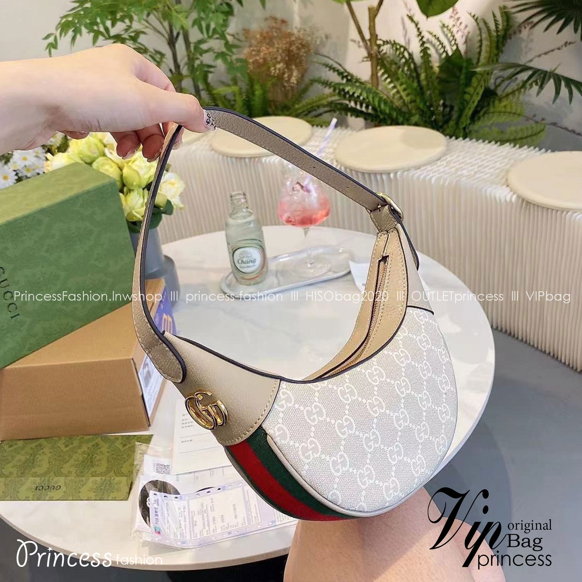 Gucci Ophidia GG Mini Shoulder Bag / GUCCI BAG พร้อมส่ง 6 สี กระเป๋าสะพายไหล่ไซส์มินิ ทรงน่ารักน่าใช้ สะดุดตาด้วยดีไซน์เรียบหรู แฝงความไฮน์ในตัว