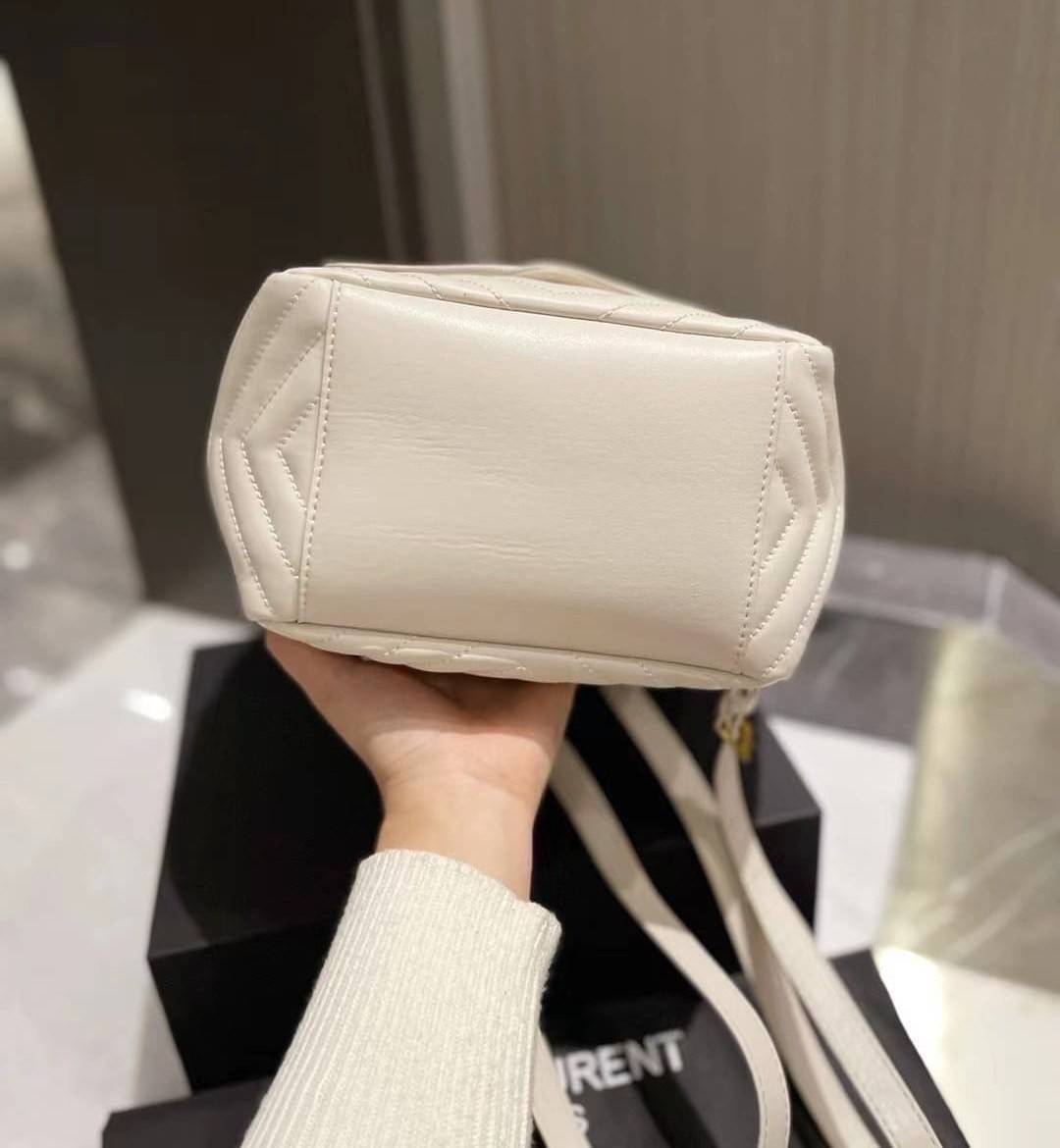 VIP Saint Laurent Joe Drawstring Quilted backpack / YSL Joe Drawstring / YSL Backpack 8" กระเป๋าเป้ใบเล็ก พร้อมส่ง ภาพถ่ายจากงานจริง