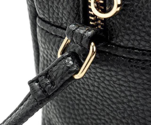 กระเป๋าสะพาย H&M รุ่น cross body bag มี 4 สี : ดำ , ชมพูนู๊ด , เหลือง , มิ้นท์