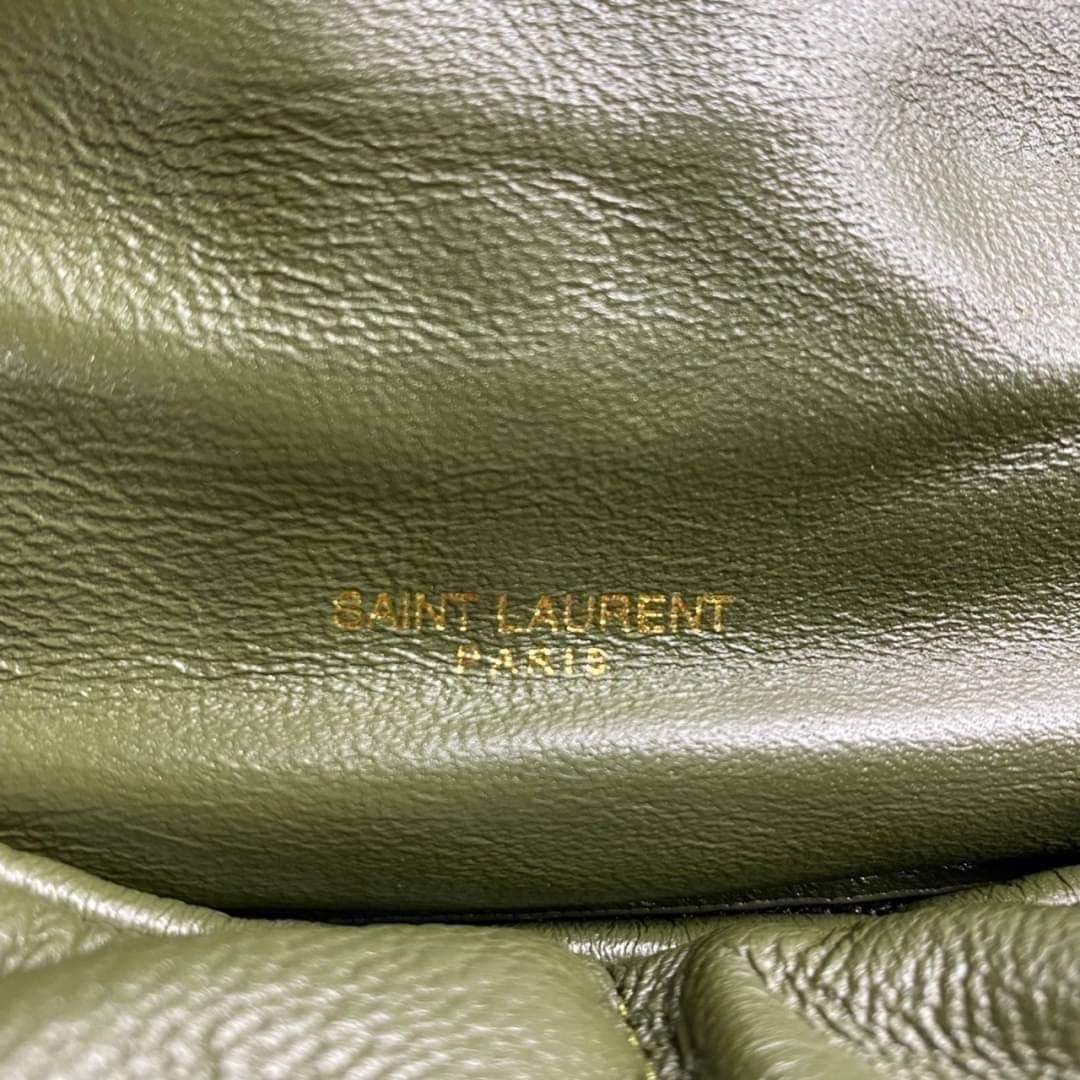 28cm YSL PUFFER SMALL CHAIN BAG IN QUILTED / Yves Saint laurent puffer small chain bag in quilted กระเป๋าสะพายรุ่นยอดนิยม ทรงสวย ใช้ได้บ่อยไม่มีเบื่อ วัสดุหนังสัมผัสนิ่มมือ ดีไซน์เรียบหรู