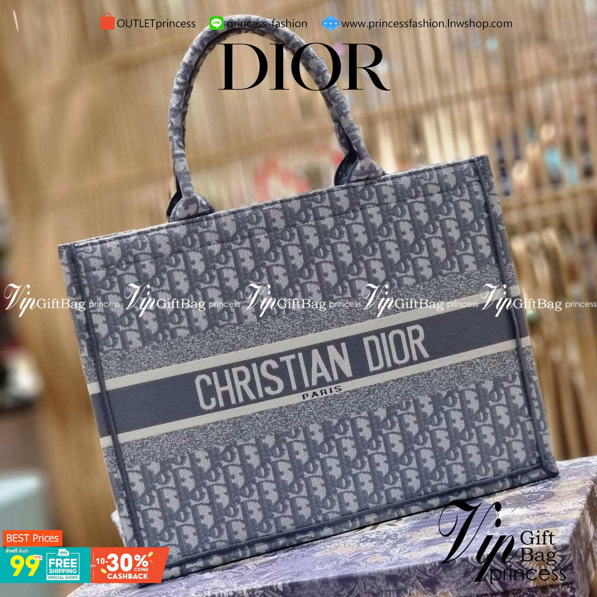 VIP 】HOT ARRIVAL!! DIOR CD SHOPPING BAG WITH GWP กระเป๋าทรงช้อปปิ้งใบใหญ่ จุใจ!! พรีเมี่ยมกิ๊ฟรุ่นดับเบิ้ลฮอต ดีไซน์คลาสสิควินเทจ สวยหรู วัสดุผ้าแคนวาสลายกราฟฟิค ภายในโล่งกว้างมากๆ ใส่ของจุสุดๆ โน้ตบุ้ค ไอแพด กระเป๋าสตางค์ มือถือ หรือเสื้อผ้ายังได้ สะพายค