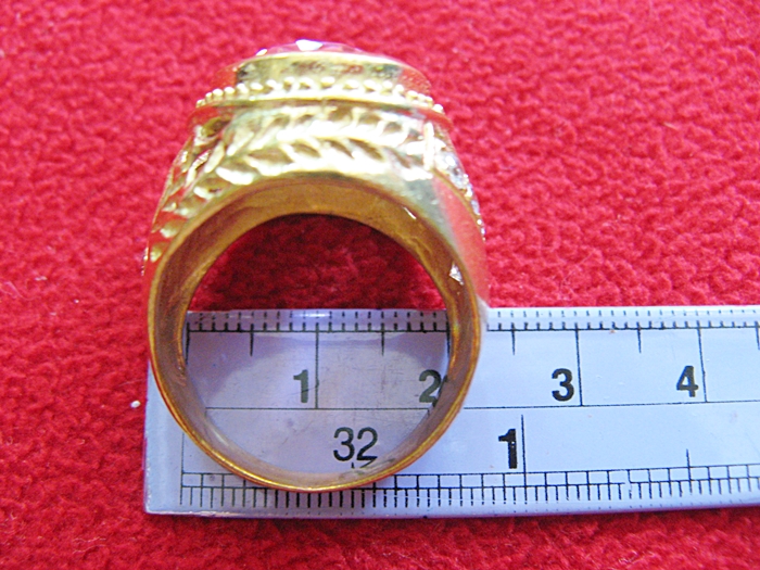 สินค้าหมดค่ะ แหวนพลอยชมพูทองเหลืองประดับเพชรข้าง(คนธาตุไม้)ค่ะ