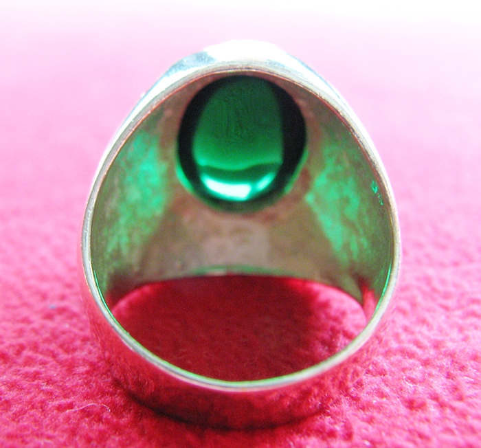 สินค้าหมดค่ะ แหวนพลอยมณีใต้น้ำสีเขียวเนื้อทองขาว(ทุกราศี)ค่ะ