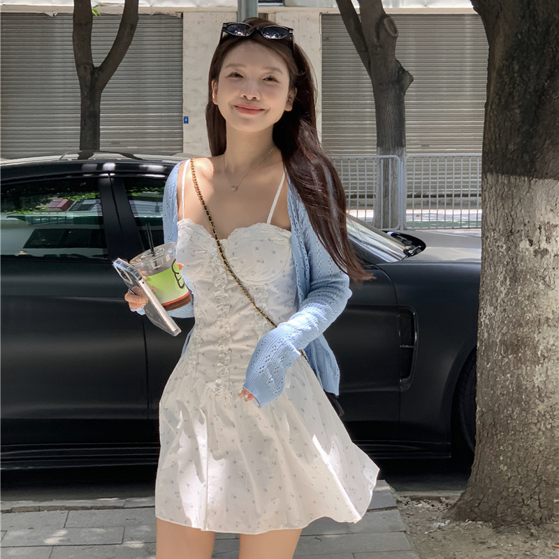 พร้อมส่ง 🩰 Maisie dress เดรสสายเดี่ยวสีขาวผ้าคอตตอนเนื้อดีใส่สบายมาก (IN38717)