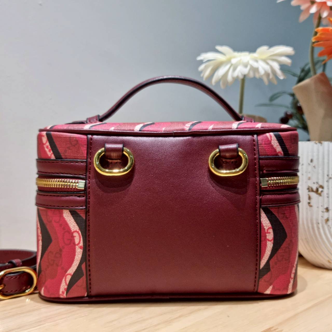 Gucci Lunar New Year Printed super mini bag ไอเท็มหายากสุดปัง กระเป๋าสะพายรุ่นรับทรัพย์ คอลเลคชั่นใหม่พร้อม box set โทนสีใหม่ของแบรนด์