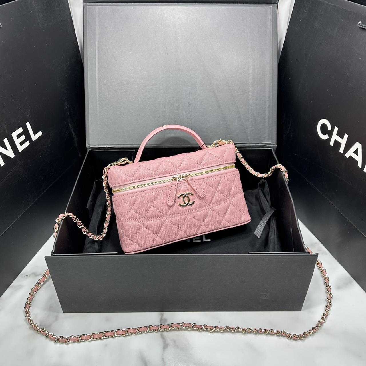 ORI หนังแท้ | CHANEL Long vanity with chain กระเป๋าสะพายรุ่นวานิตี้รุ่นใหม่ล่าสุด ดีไซน์ใหม่รูปทรงคลาสสิค หูจับแต่งโลโก้สวยหรู สายสะพายข้างเป็นโซ่ถอดได้