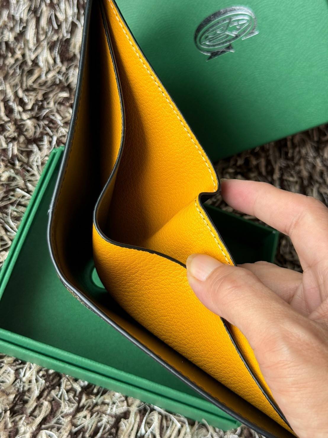 Goyard Wallet Men / Goyard Victoire Wallet กระเป๋าสตางค์ขนาดกะทัดรัดและเหมาะสําหรับการจัดสำหรับการ์ดและธนบัตร ลวดลายสุดคลาสสิค